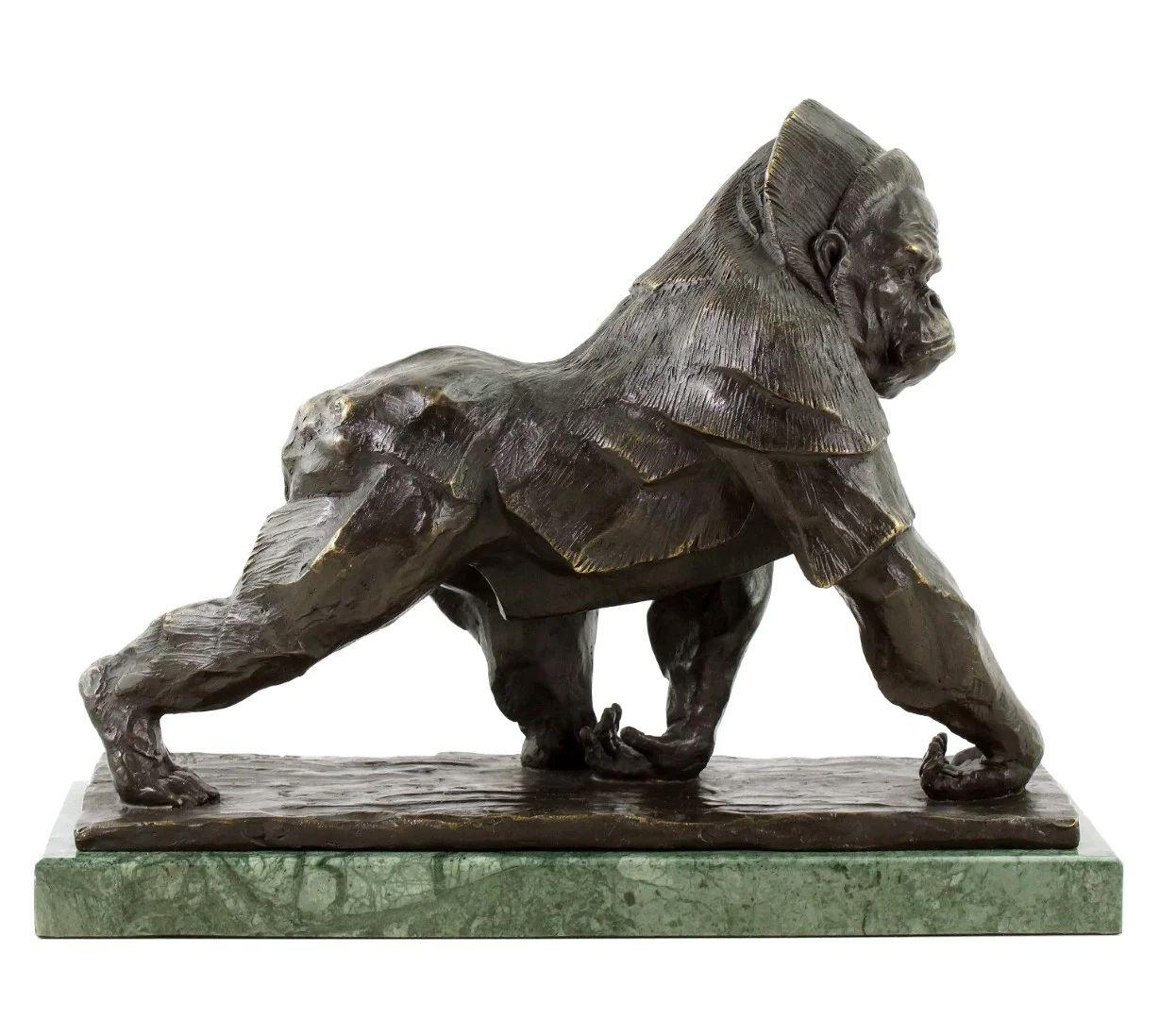 XX secolo Statua di gorilla nello stile di Rembrandt Bugatti , Scultura in bronzo in vendita