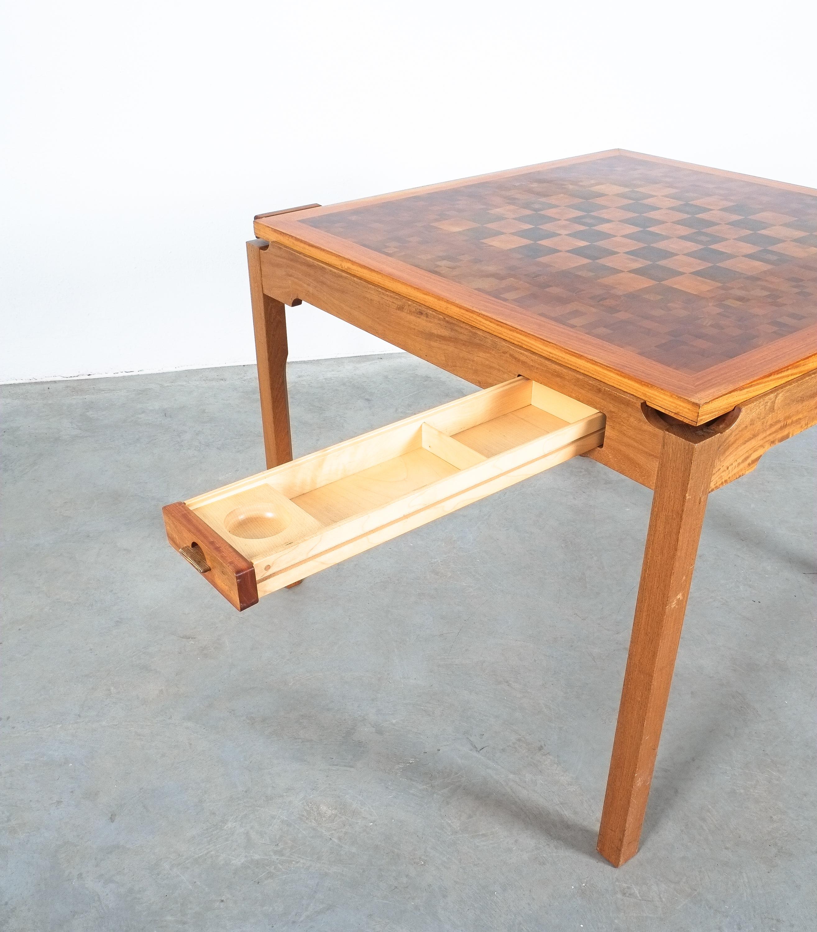 Gorm Lindum Teak Leather Chess or Card Game Table, Tranekær Denmark, 1950 In Good Condition In Vienna, AT