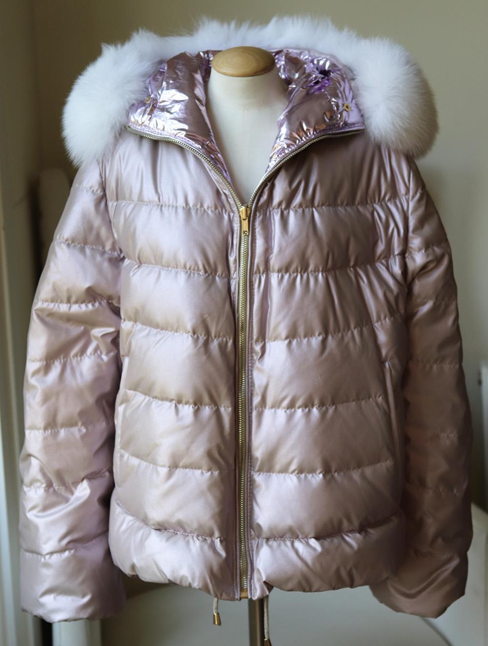 This reversible padded jacket by Gorski is made from reflective metallic-pink shell with white saga furs fox-fur trimmed detachable hood. Metallic-pink shell. Zip fastening along front. 97% Nylon, 3% polyurethane; filling: 100% goose down; lining: