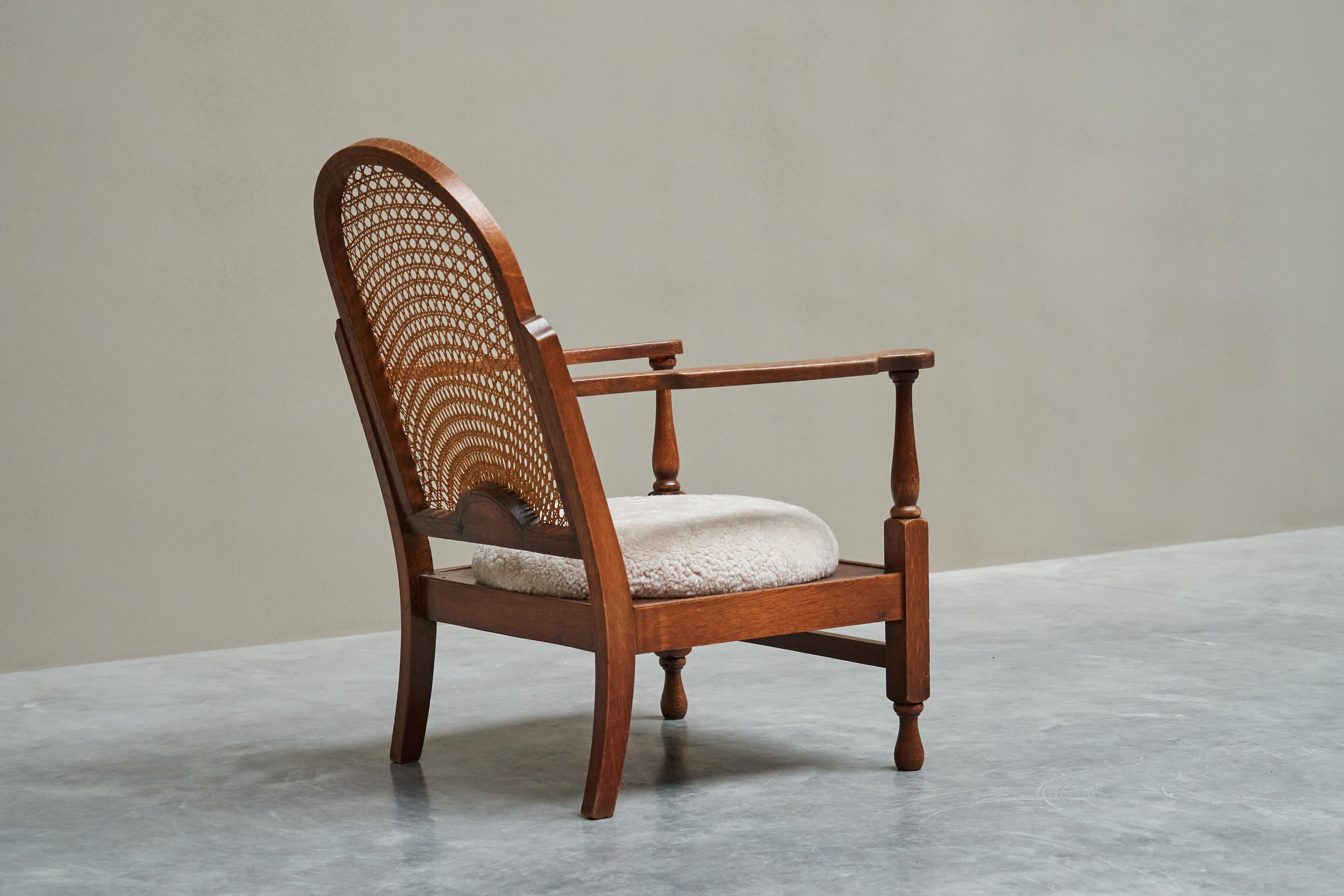 Fait main Chaise longue 'Gościcino' en chêne massif, sangles et laine Pologne années 1930 en vente