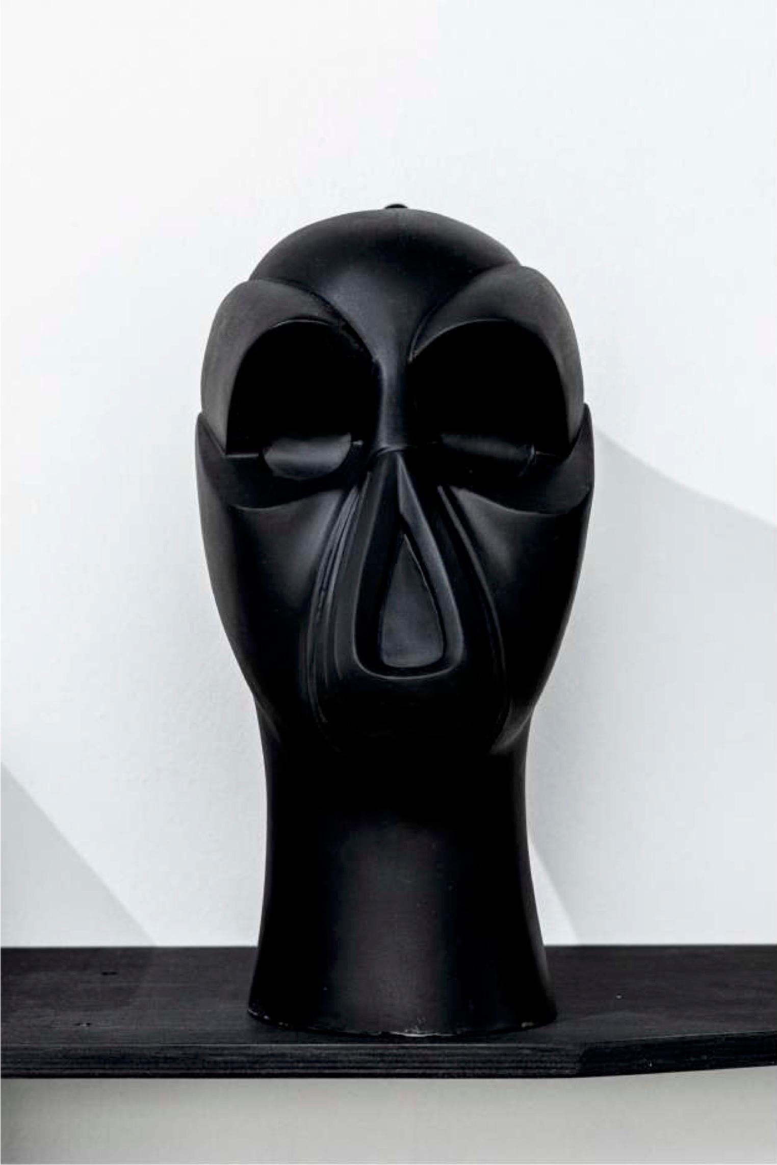 „Mask of the Minister of Education“ Skulptur 16" x 13" in von Gosha Ostretsov