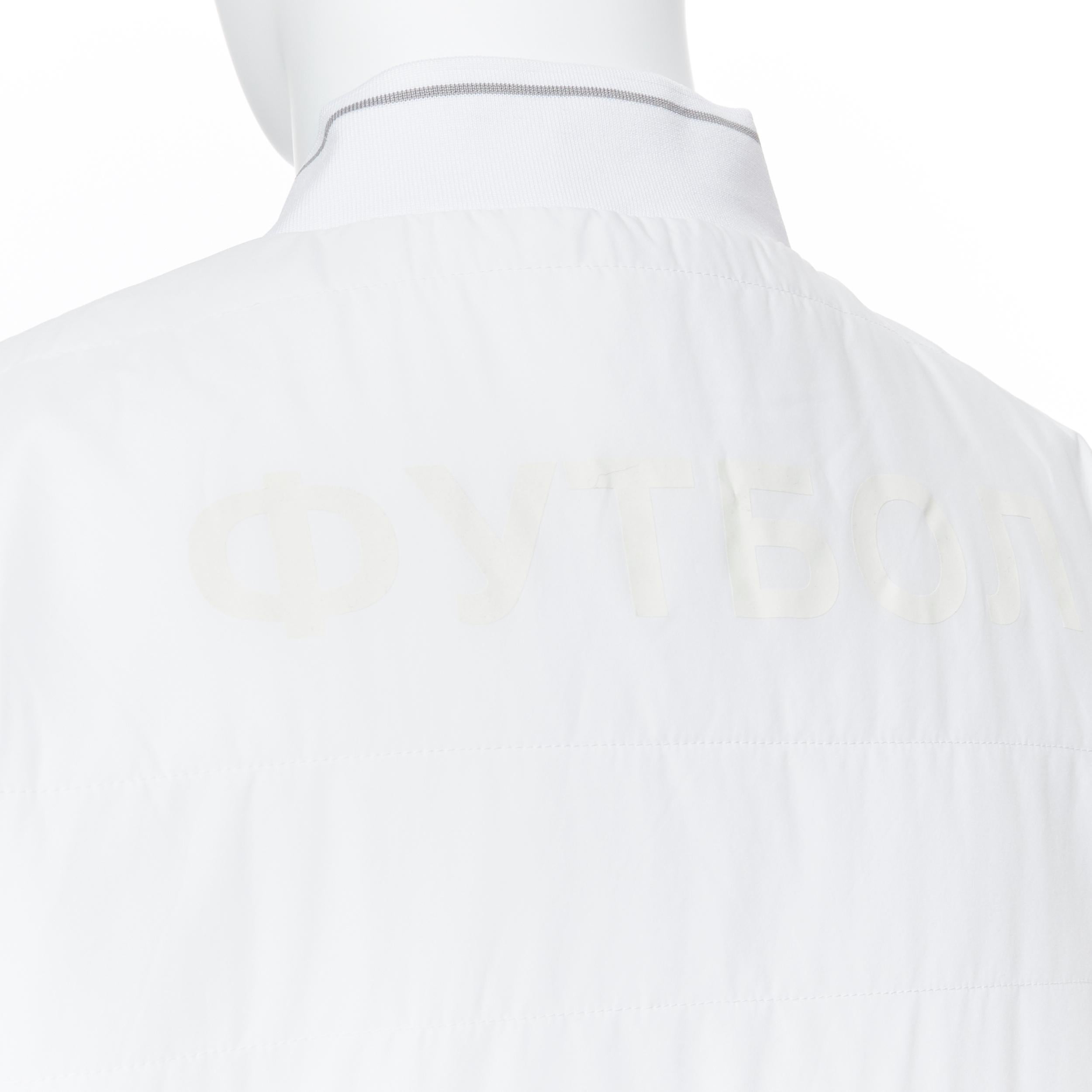 GOSHA RUBCHINSKIY ADIDAS white quilted padded long sleeve sweater pullover S
Brand: Adidas
Designer: Gosha Rubchinskiy
Model Name / Style: Pullover
Material: Polyester
Color: White
Pattern: Solid
Extra Detail: Long sleeve. V-neck neckline.
Made in: