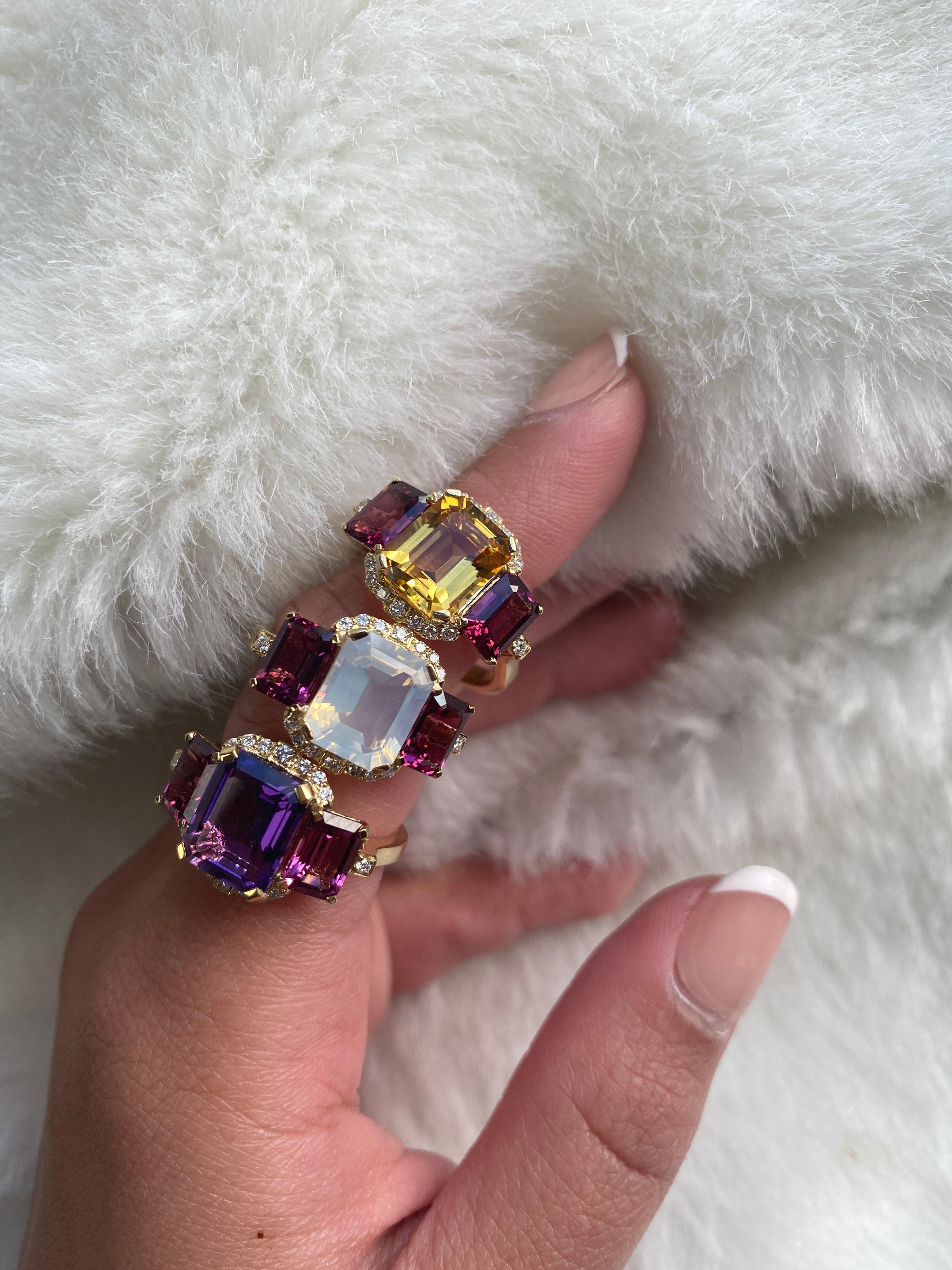 Goshwara 3 Stone Citrine & Garnet Emerald Cut Ring with Diamonds In New Condition For Sale In New York, NY