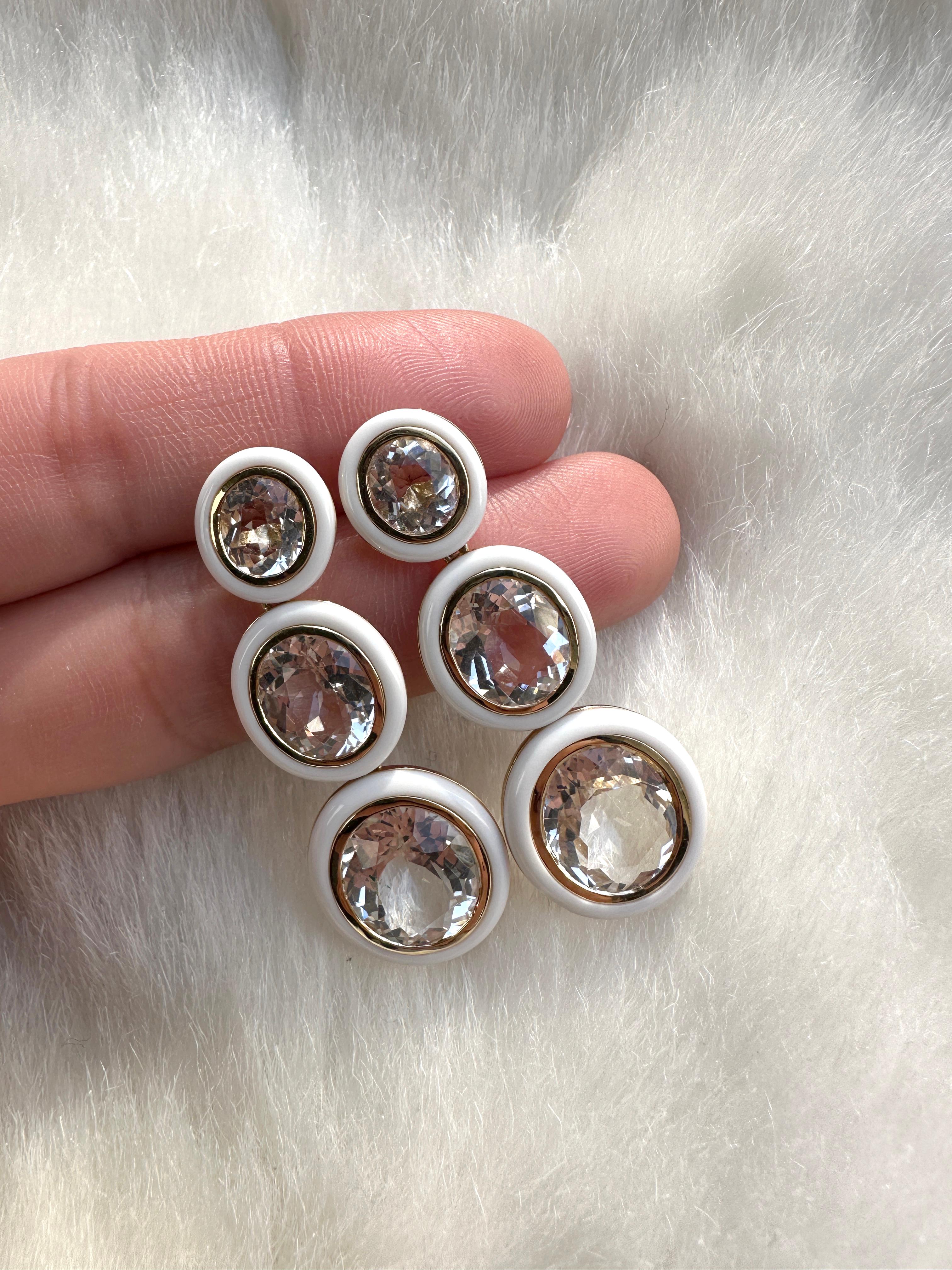 Boucles d'oreilles Goshwara à 3 niveaux en cristal de roche de forme ovale et agate blanche Neuf - En vente à New York, NY