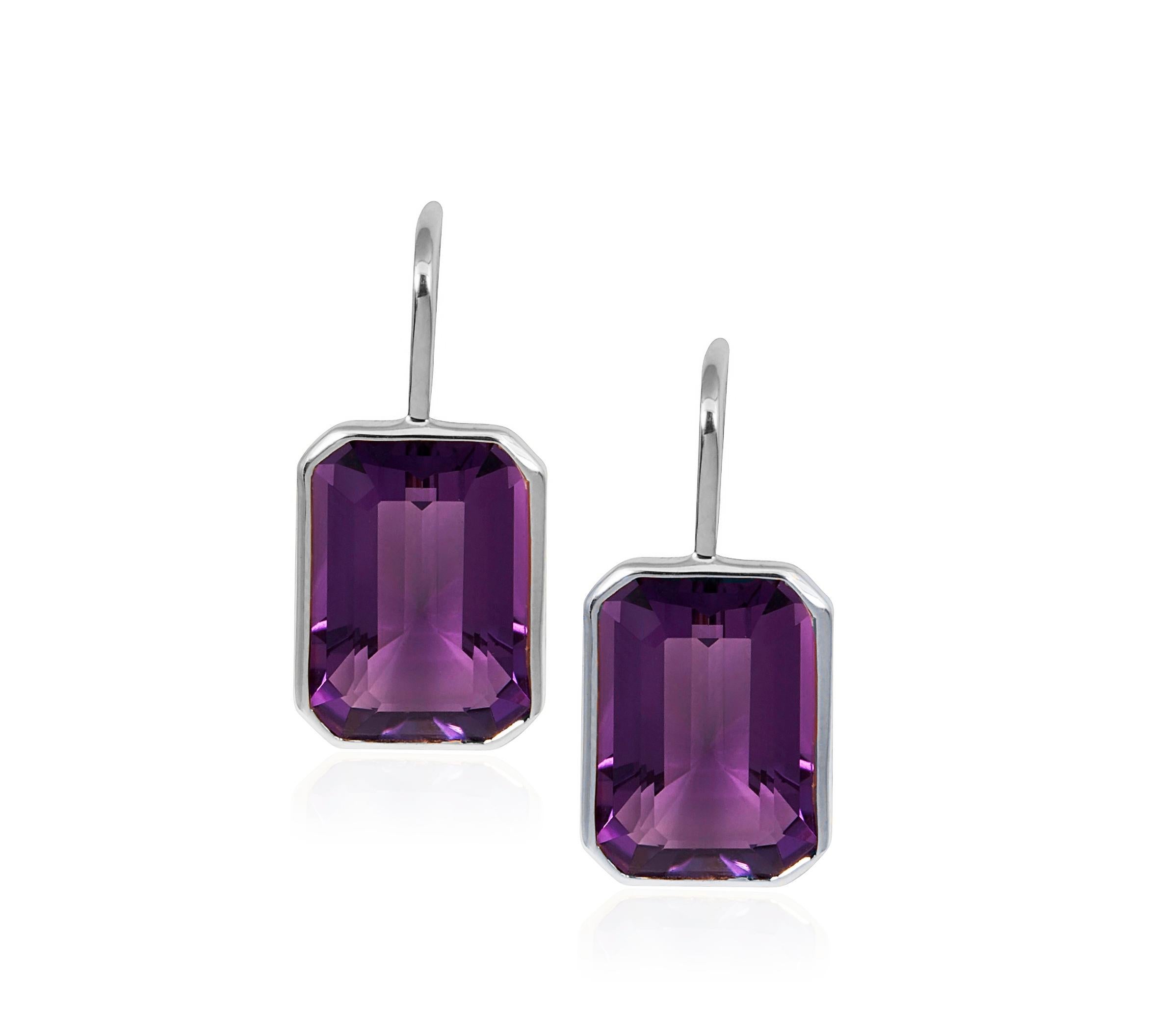 Amethyst Emerald Cut Earrings on Wire in 18K White Gold from 'Gossip' Collection

Stone Size: 15 x 10 mm