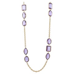 Mehrfarbige Goshwara-Halskette mit Amethyst in Station