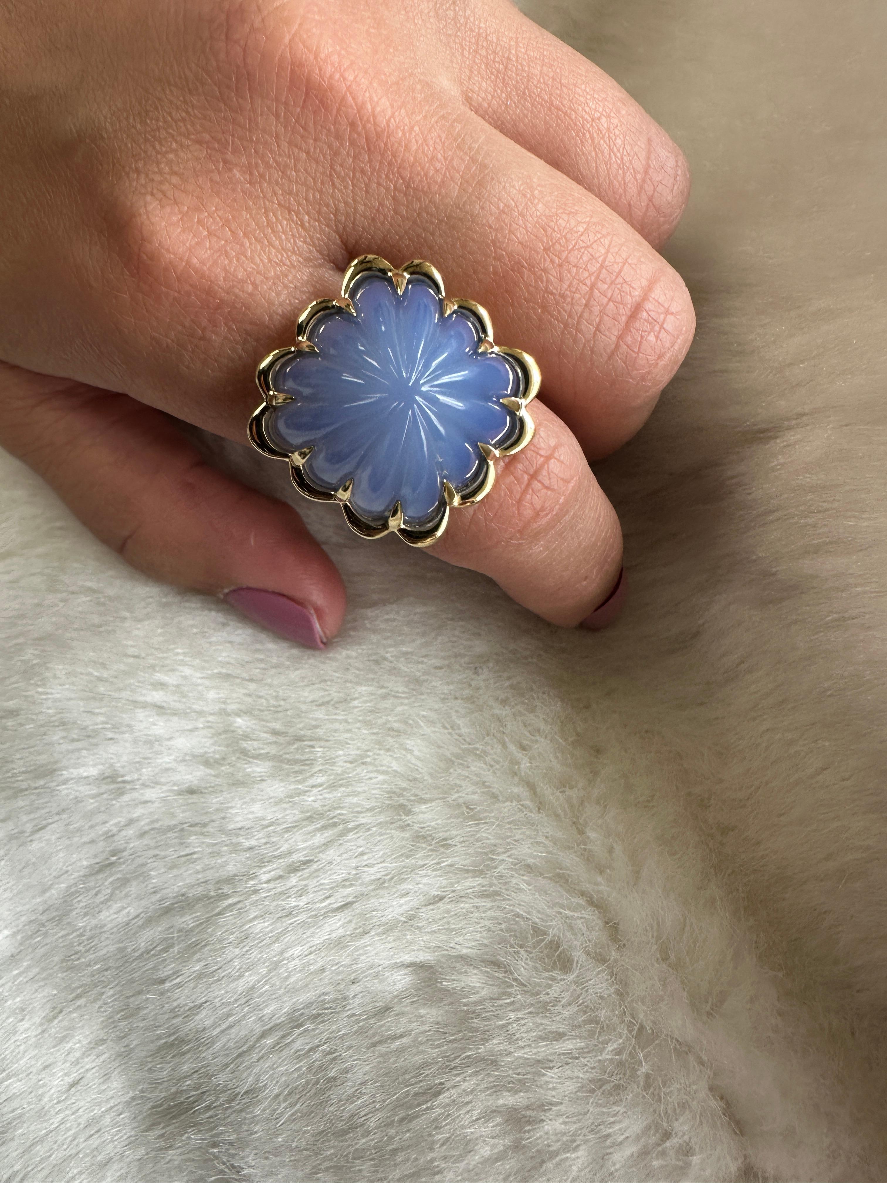 Contemporary Goshwara Blue Chalcedony Square Flower Shape Ring For Sale
