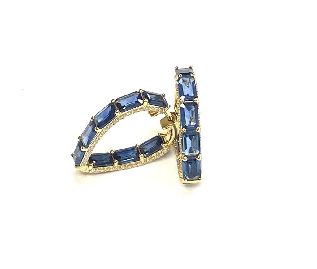 Contemporain Créoles Goshwara en forme de cœur avec diamants et saphirs bleus taille émeraude en vente