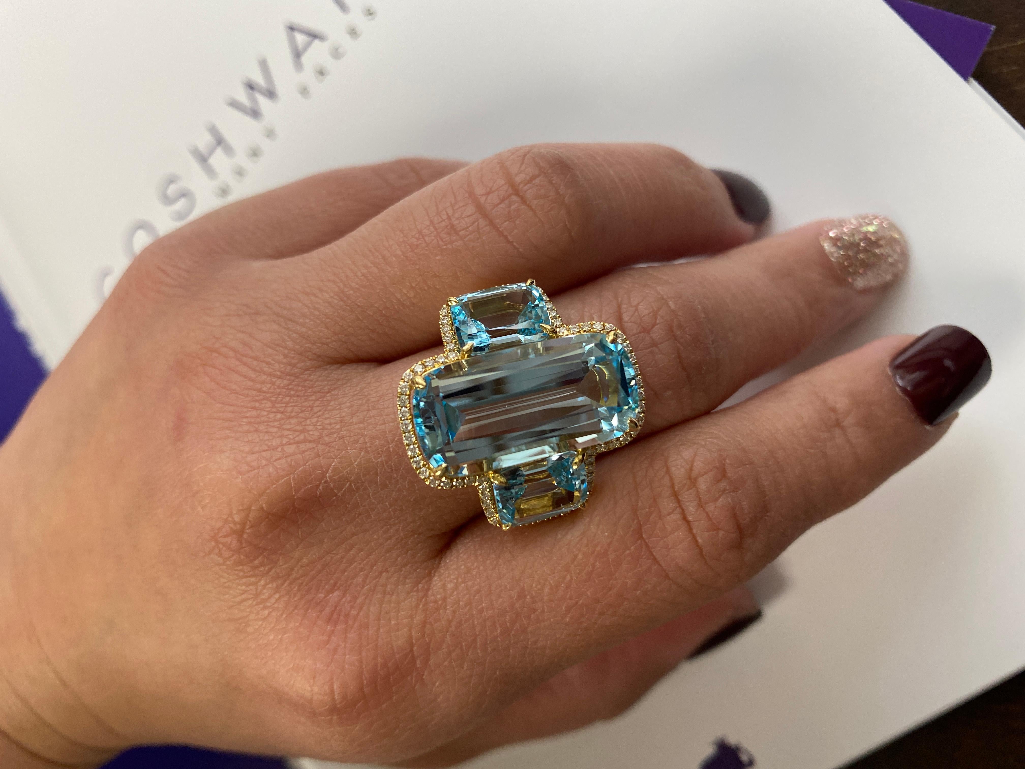 Goshwara Ring mit blauem Topas und 3 Steinen im Kissenschliff mit Diamanten  (Zeitgenössisch)