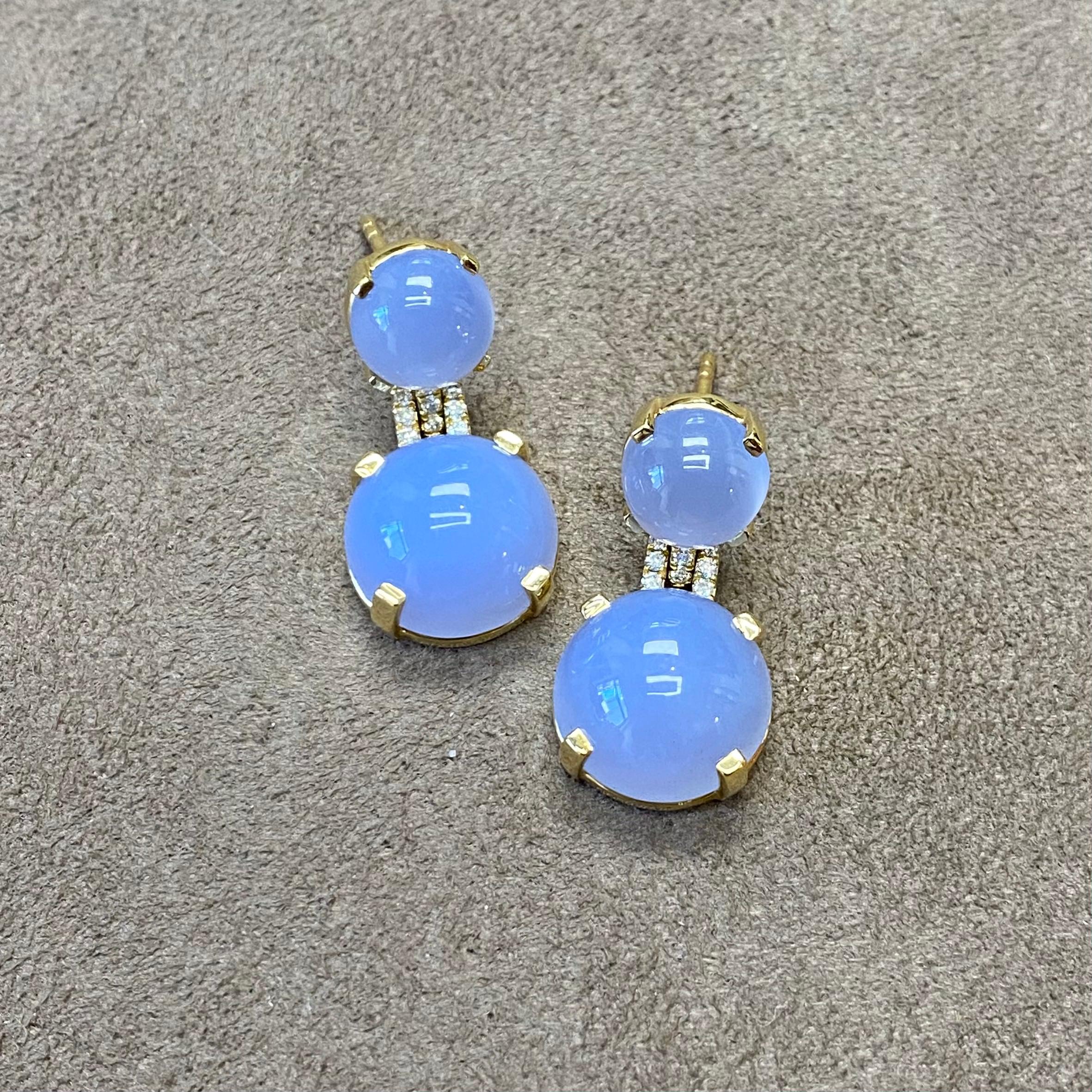 Goshwara Cabochon Blue Chalcedony And Diamond Earrings In New Condition For Sale In New York, NY