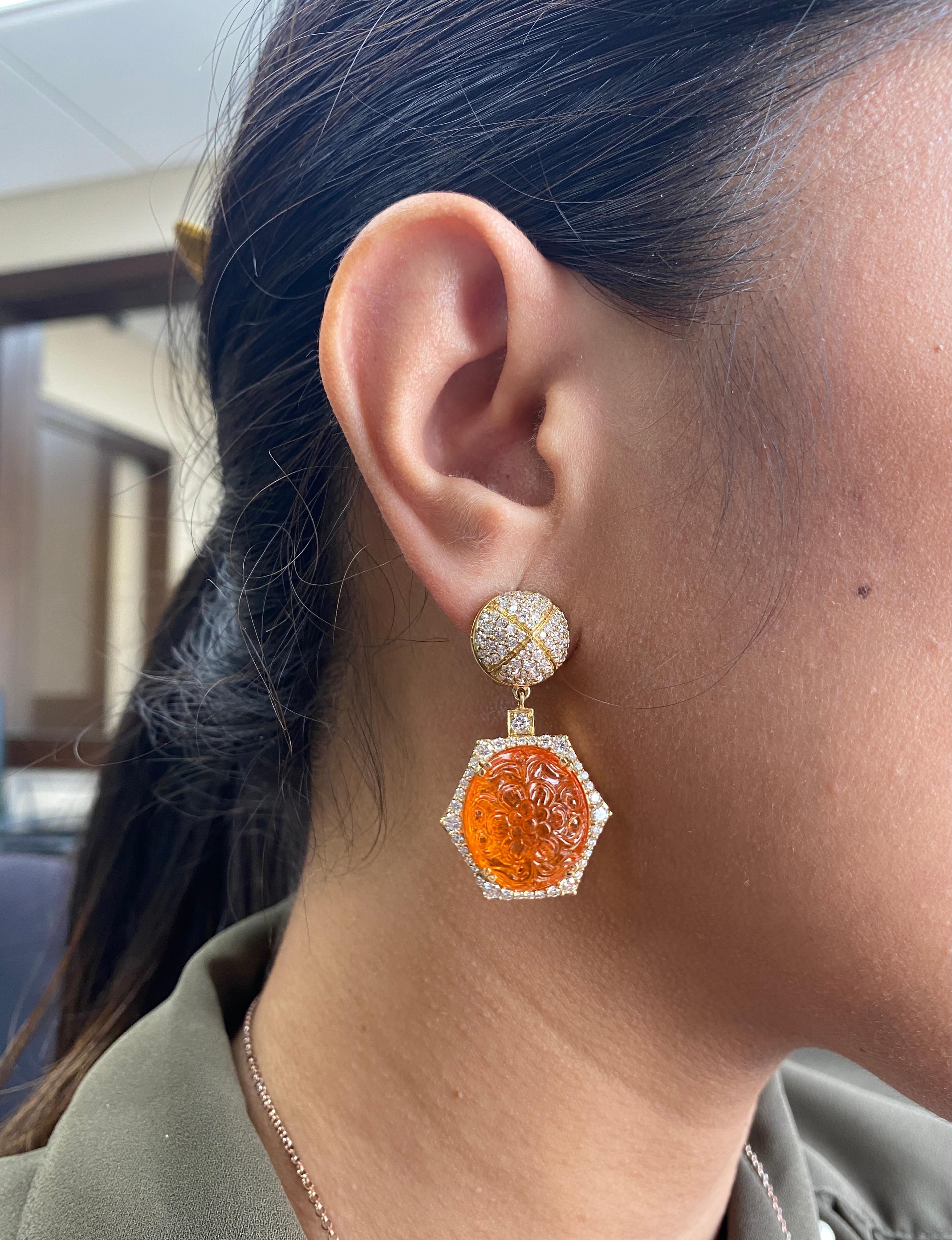 Women's Goshwara Carved Mandarin Garnet And Diamond Top Earrings
