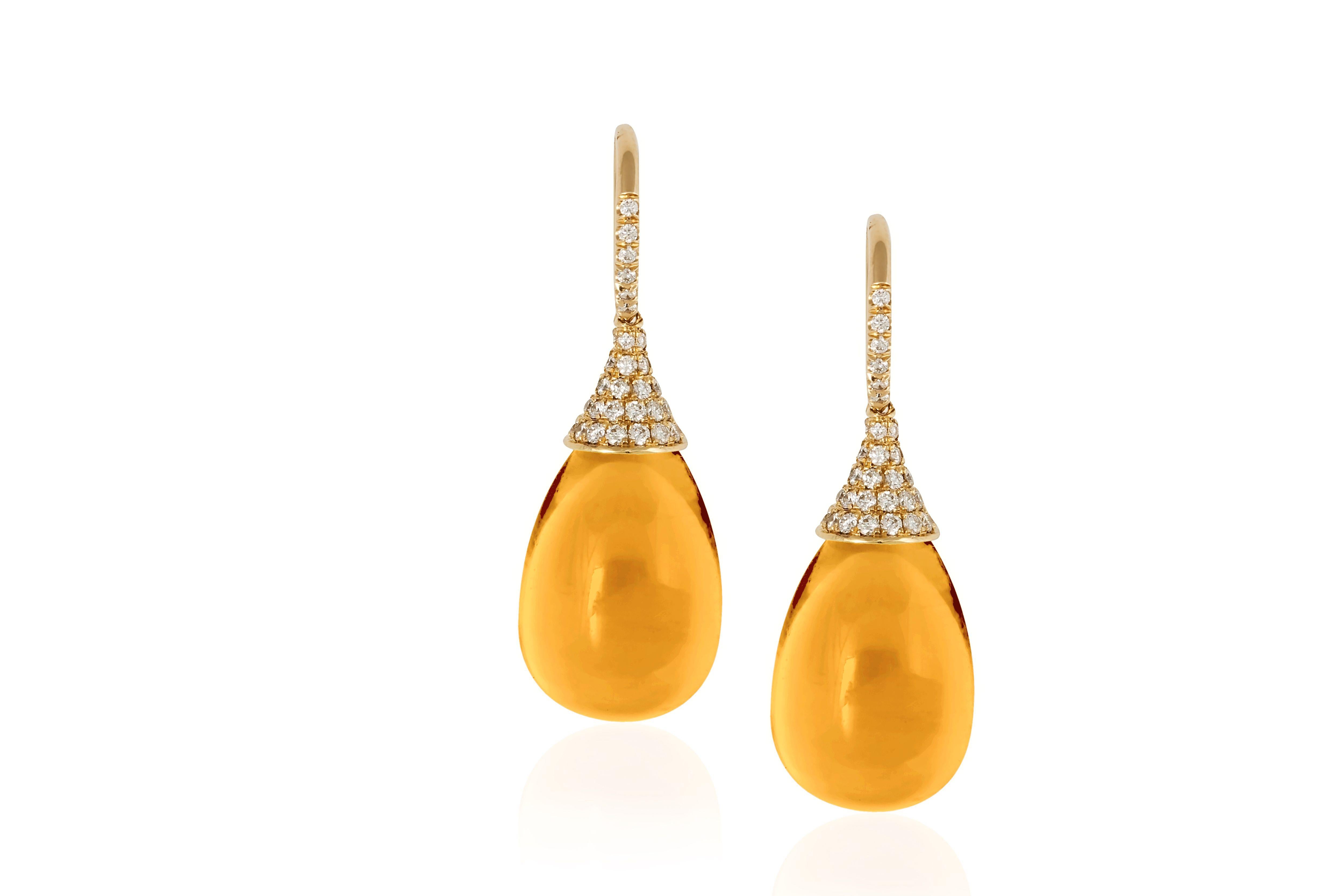 Citrine Drop Earrings with Diamonds in 18K Yellow Gold from 'Naughty' Collection

Stone Size: 19 x 12 mm 

Diamonds- G-H / VS, Approx Wt:0.75 Cts