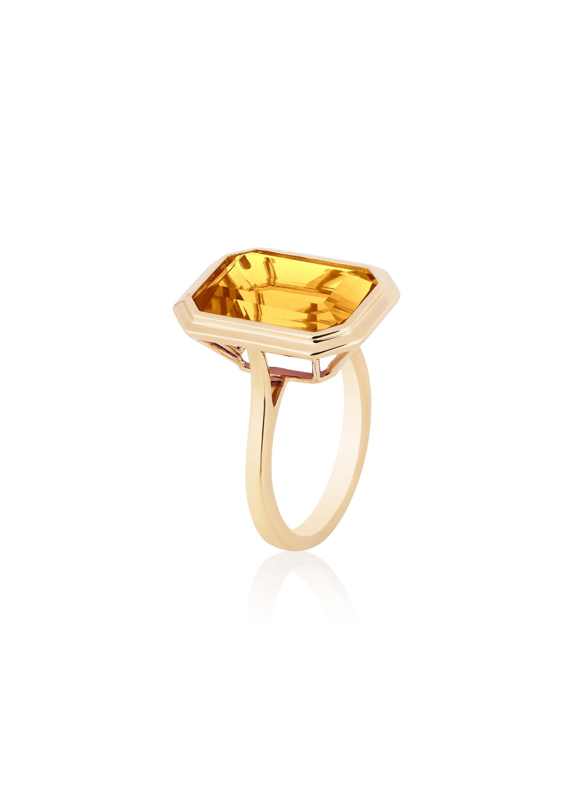 Goshwara Citrine Emerald Cut Bezel Set Ring For Sale 2