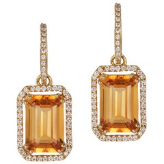 Boucles d'oreilles Goshwara en citrine taille émeraude et ornées de diamants