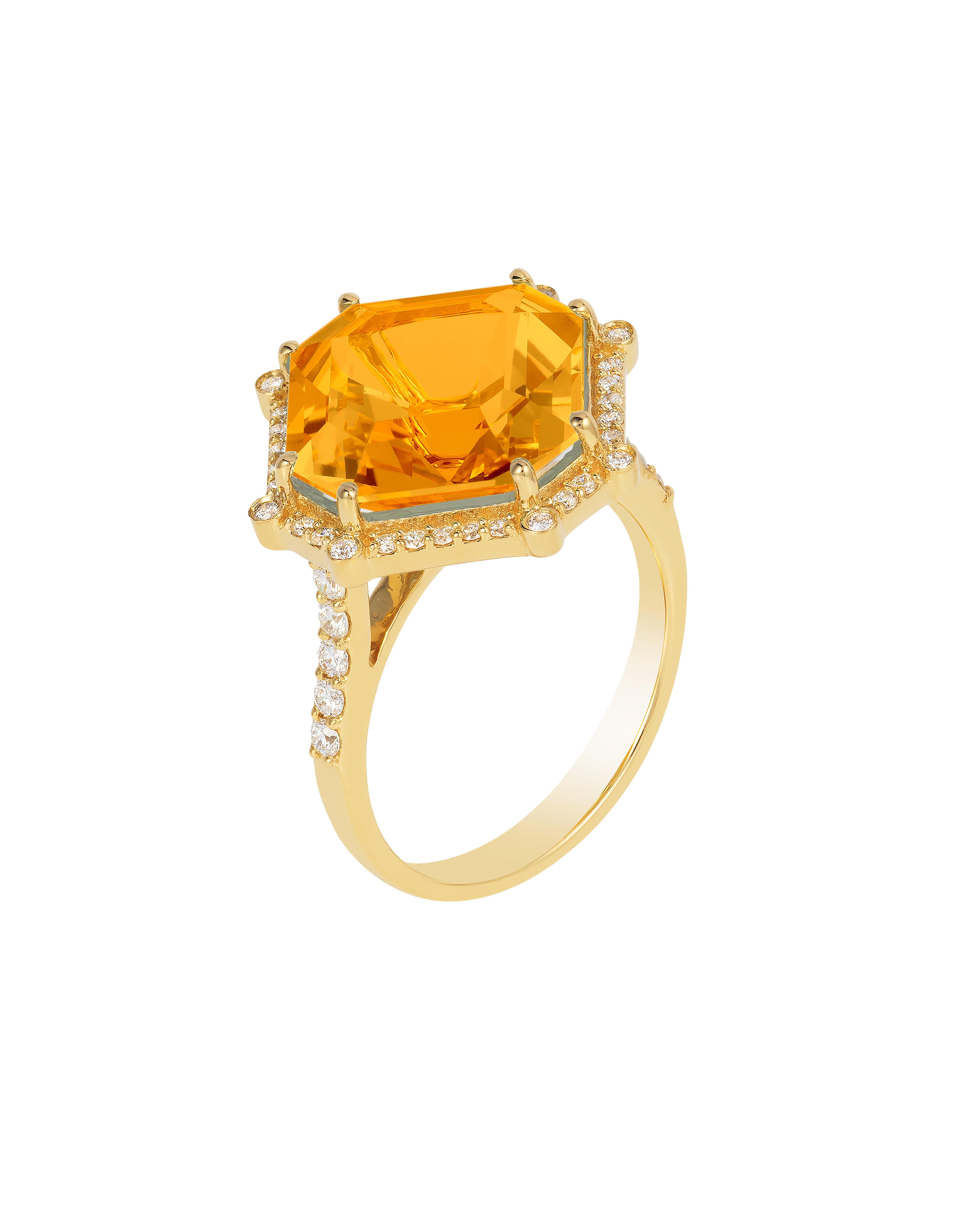 Citrine Octagon Ring in 18K Yellow Gold with Diamonds from 'Gossip' Collection

Stone Size: 12 x 12 mm 

Diamonds: G-H / VS, Approx Wt: 0.36 Cts