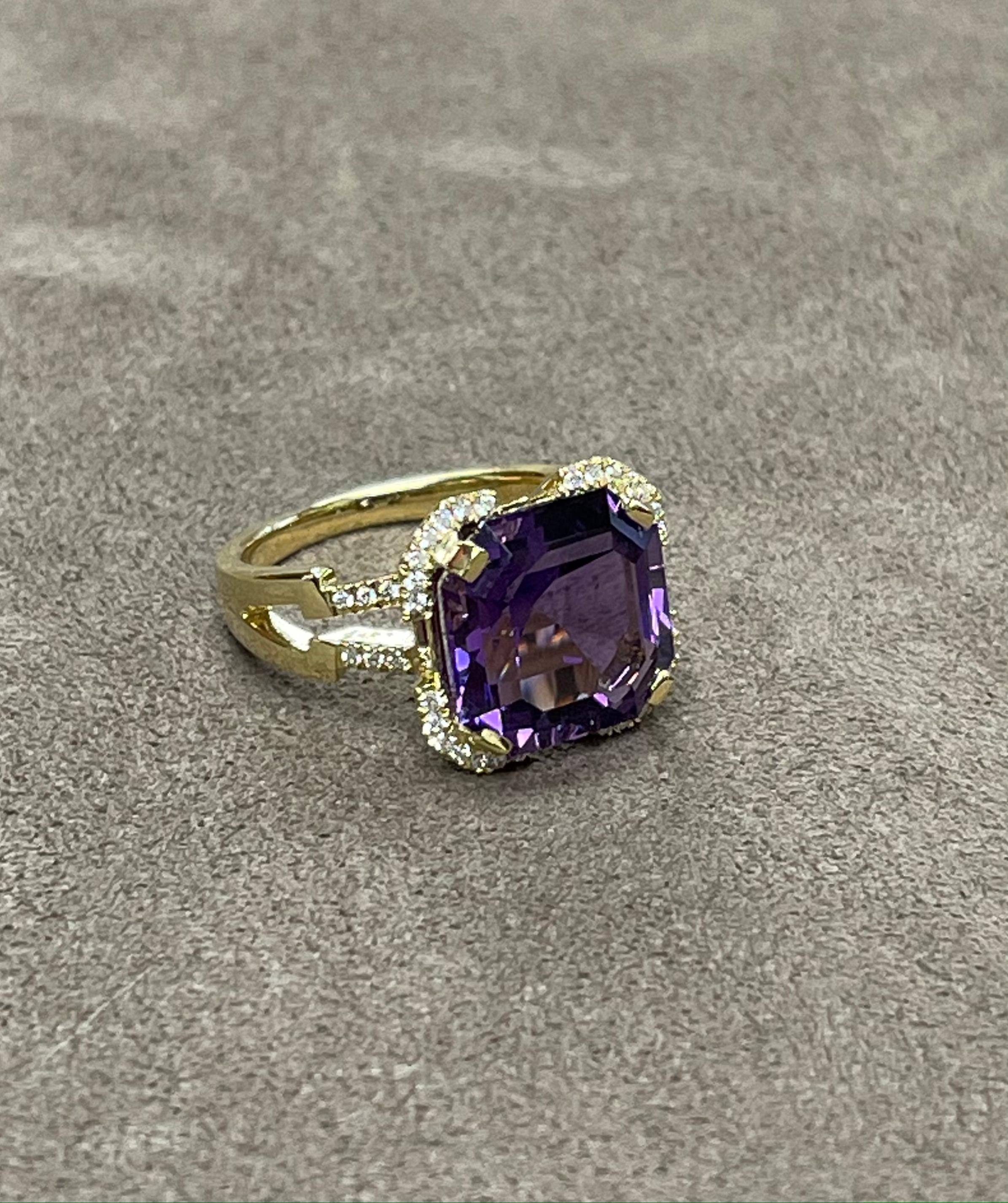 Goshwara Emerald Cut Amethyst and Diamond Ring In New Condition For Sale In New York, NY
