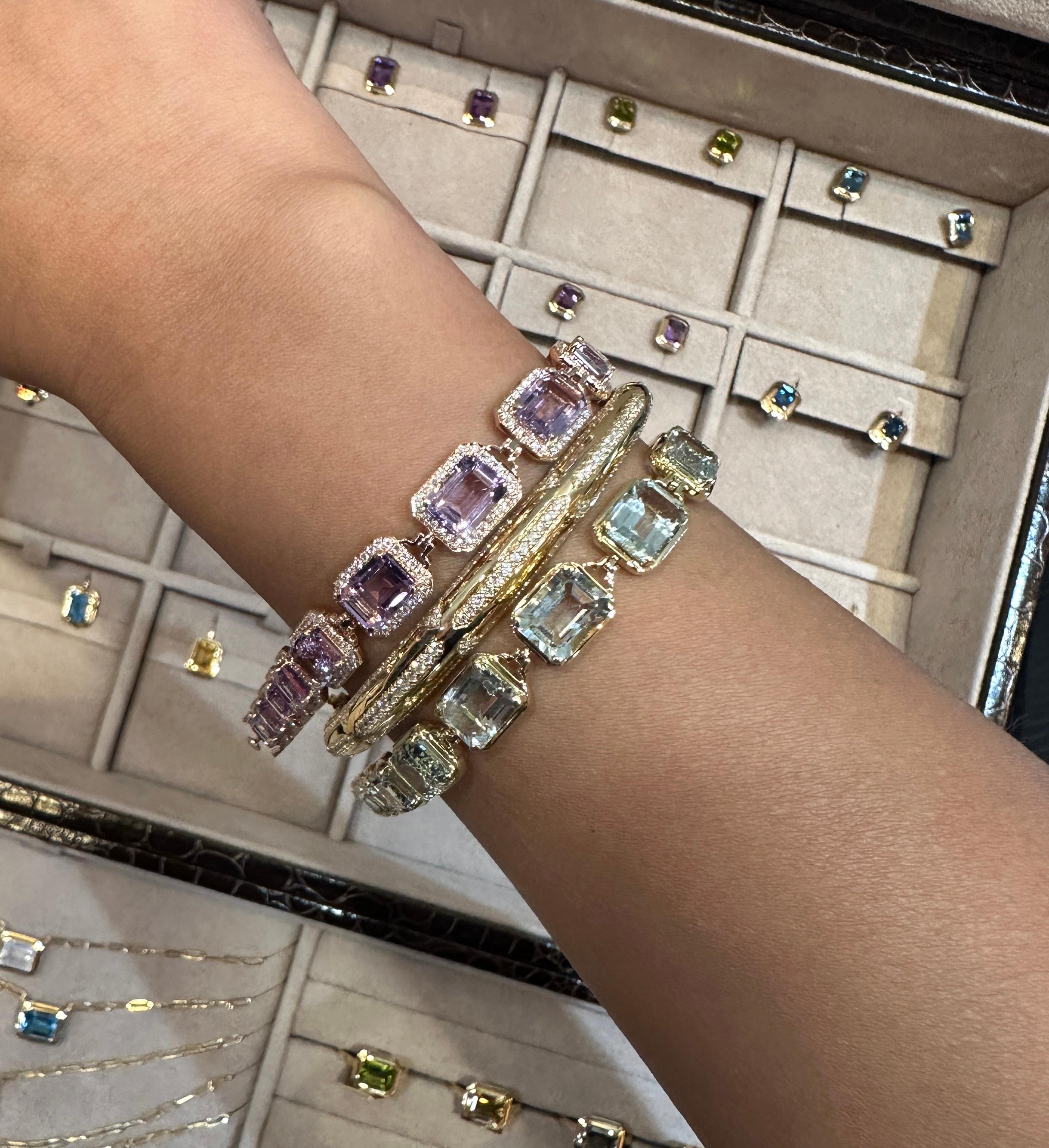Goshwara Emerald Cut Amethyst Lavender with Diamonds Bracelet  In New Condition For Sale In New York, NY