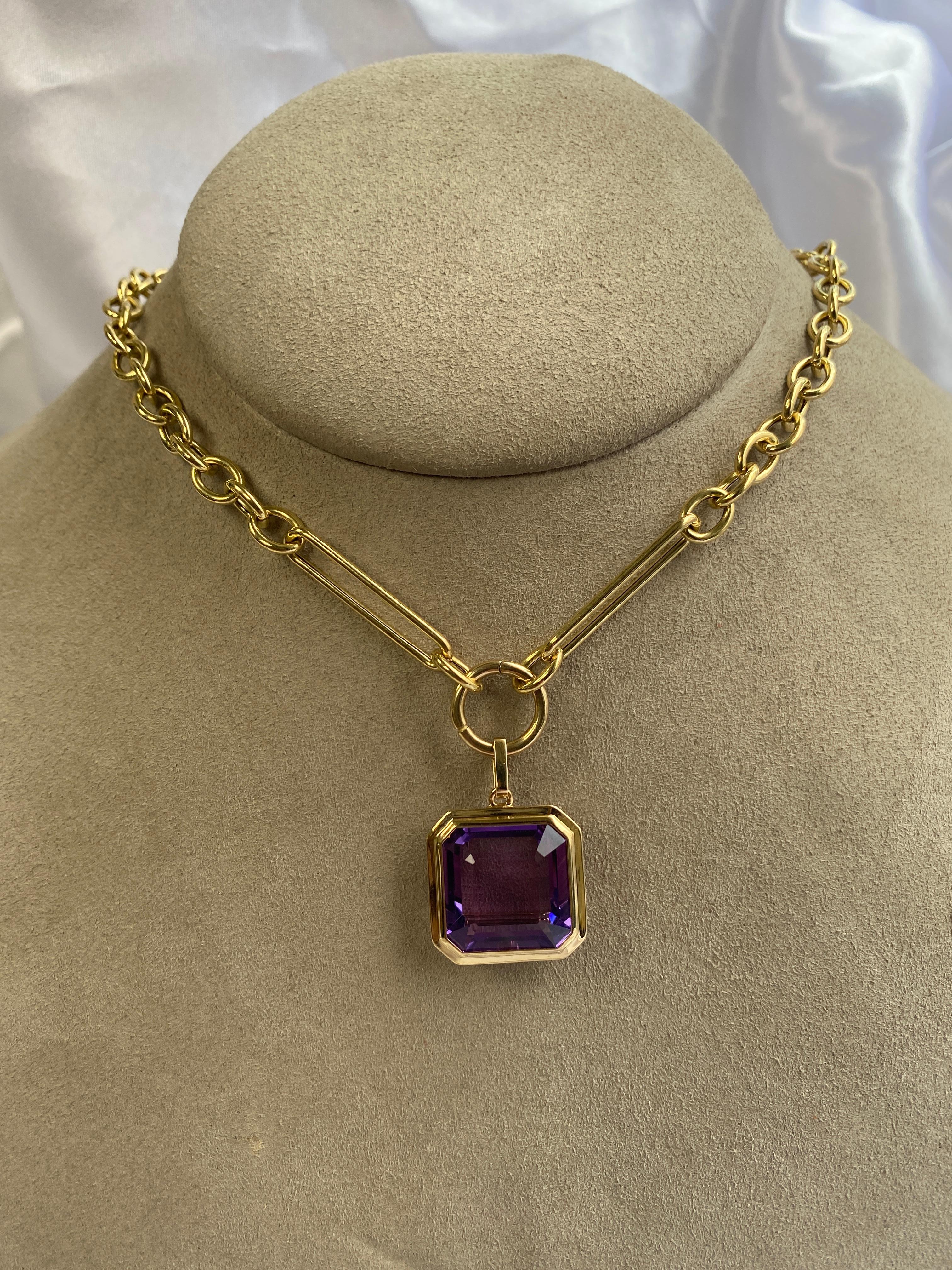 Goshwara Emerald Cut Amethyst Pendant In New Condition For Sale In New York, NY