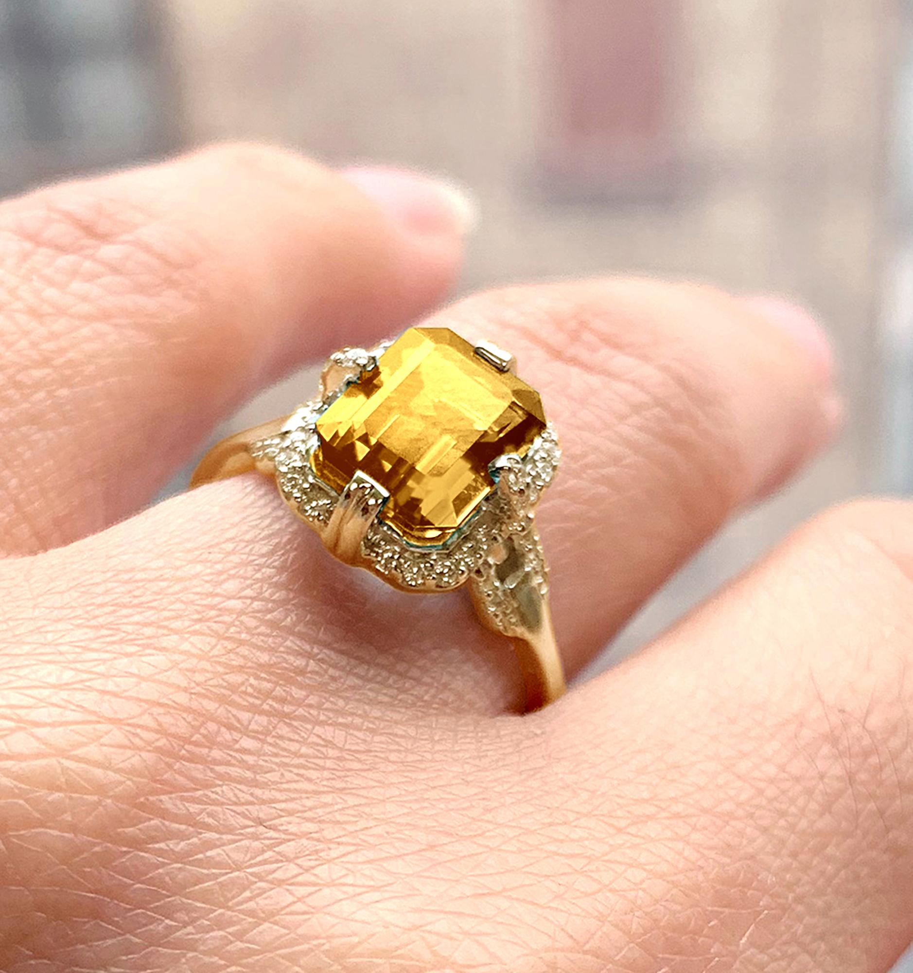 Citrine Emerald Cut Ring in 18K Yellow Gold with Diamonds, from 'Gossip' Collection. Like any good piece of gossip, this collection carries a hint of shock value. They will have everyone in suspense about what Goshwara will do next.

* Gemstone
