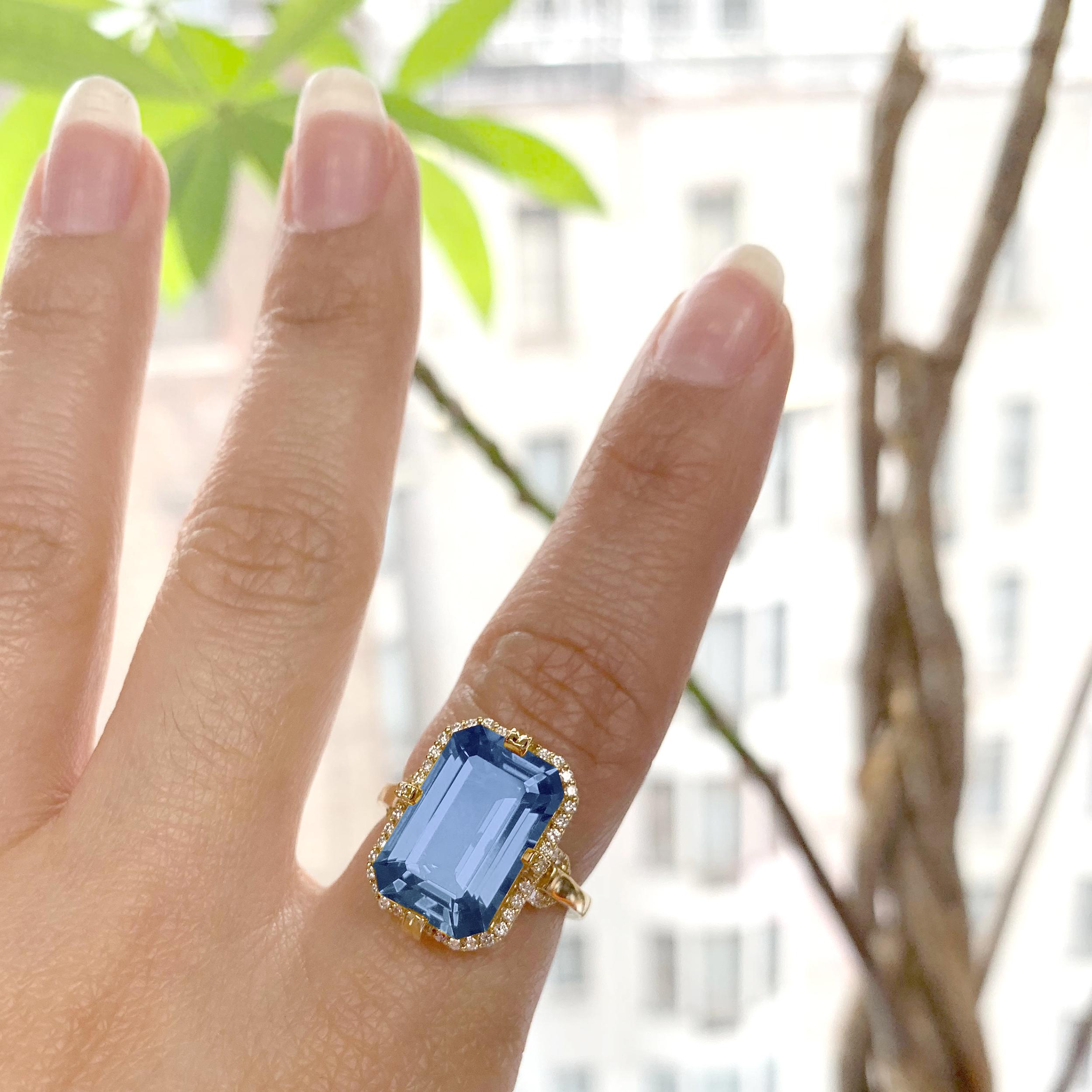 Goshwara Emerald Cut London Blue Topaz and Diamond Ring For Sale 5