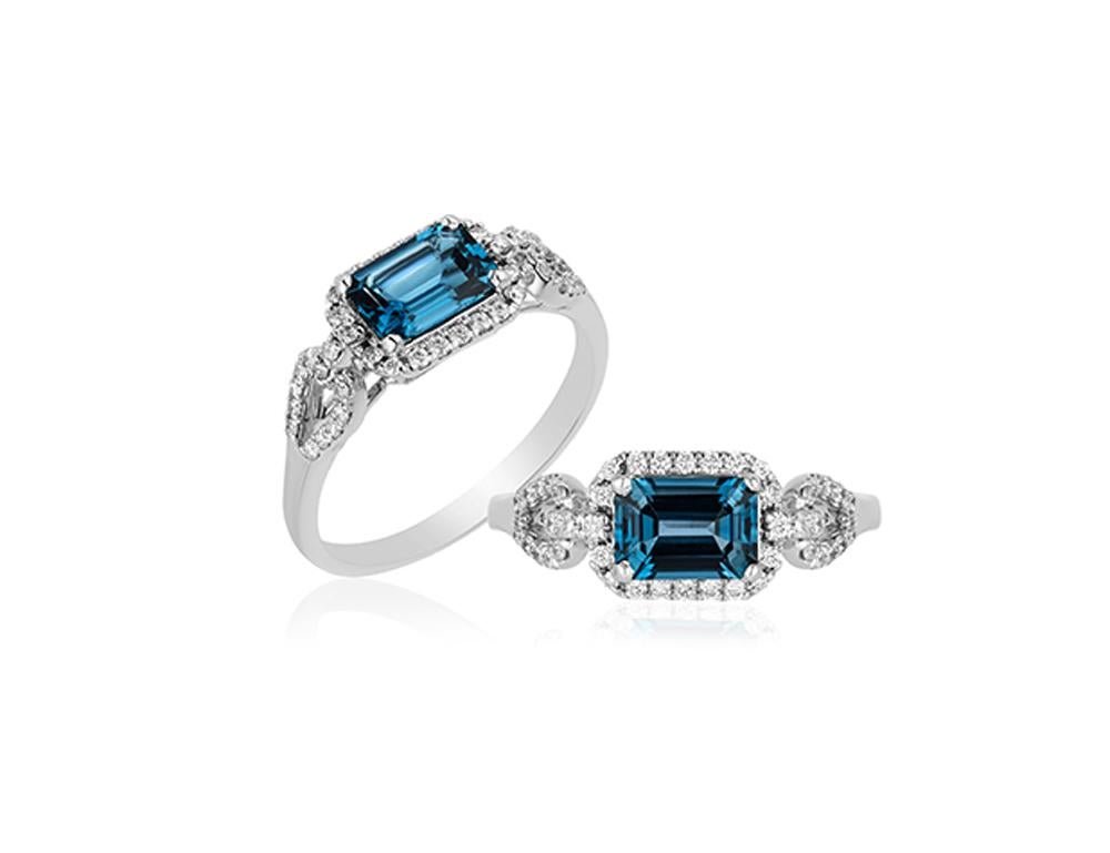 Goshwara Emerald Cut London Blue Topaz And Diamond Ring In New Condition In New York, NY