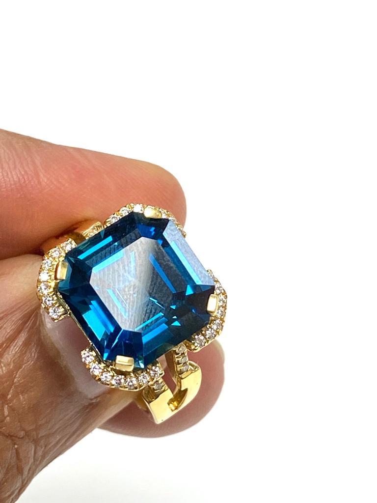 Women's Goshwara Emerald Cut London Blue Topaz and Diamond Ring For Sale