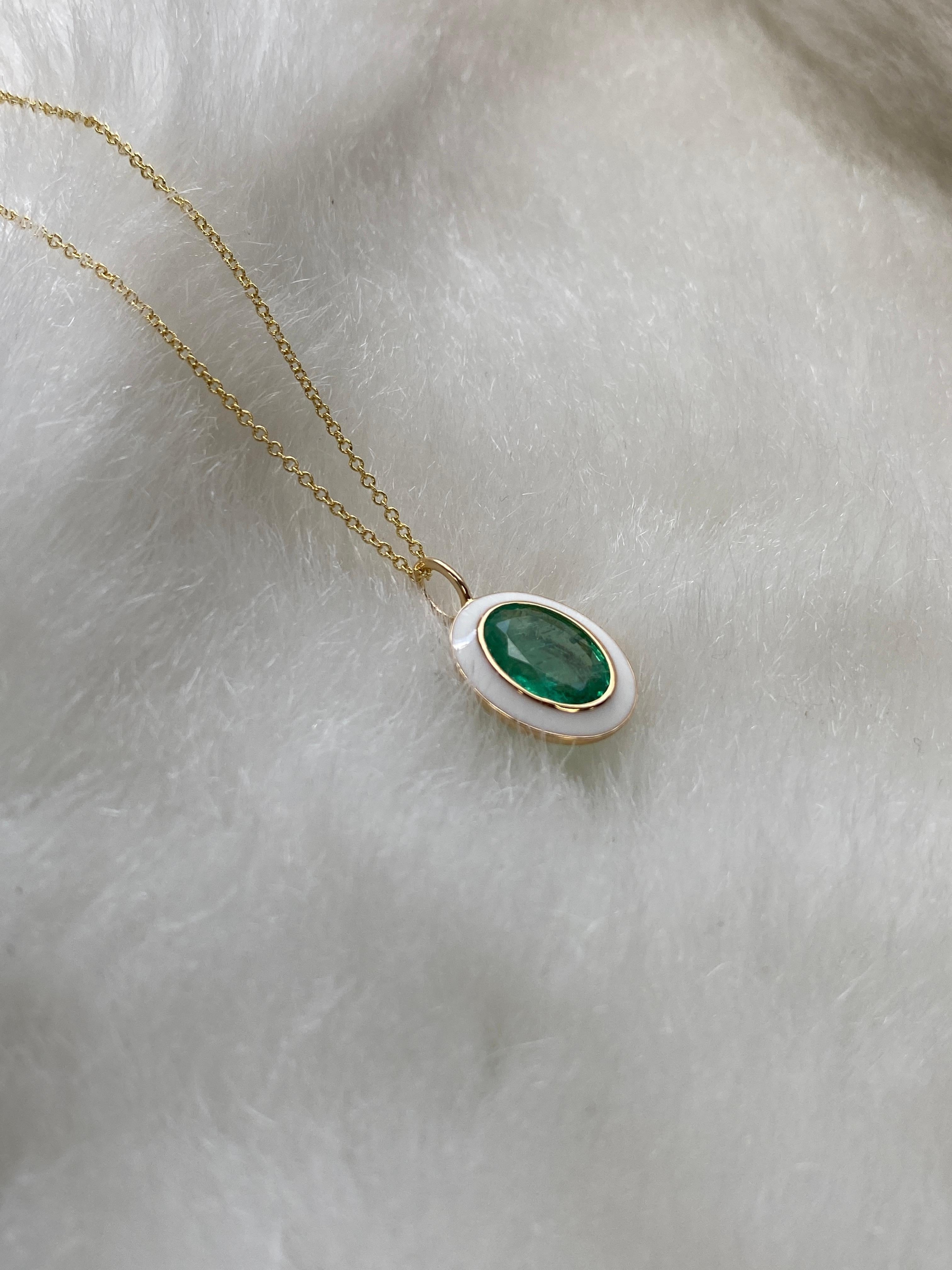 Goshwara Emerald Oval with White Enamel Pendant In New Condition For Sale In New York, NY