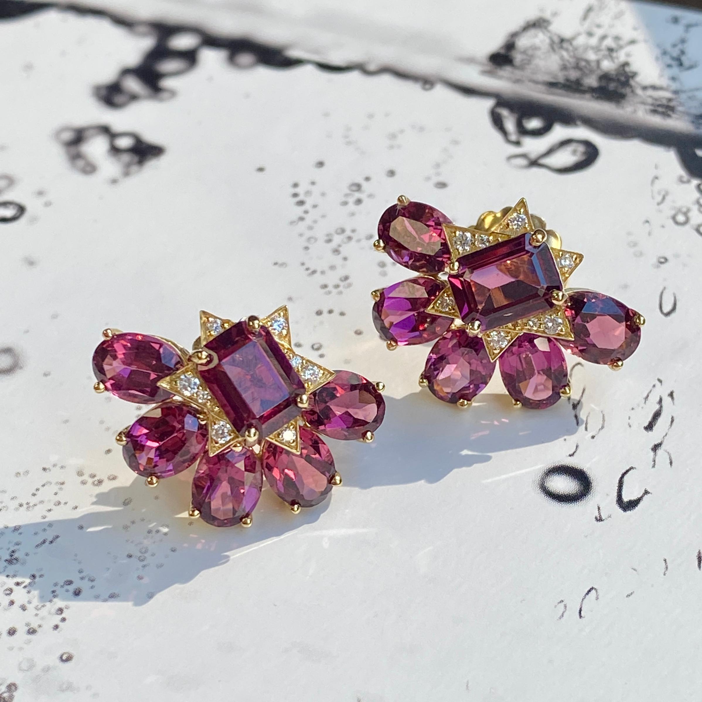 Faceted Oval and Emerald Cut Garnet Stud Earrings with Diamonds in 18K Yellow Gold, from 'G-One' Collection

Approx. Stone Wt: 12.96 Carats (Garnet)

Diamonds: G-H / VS, Approx. Wt:  0.14 Carats