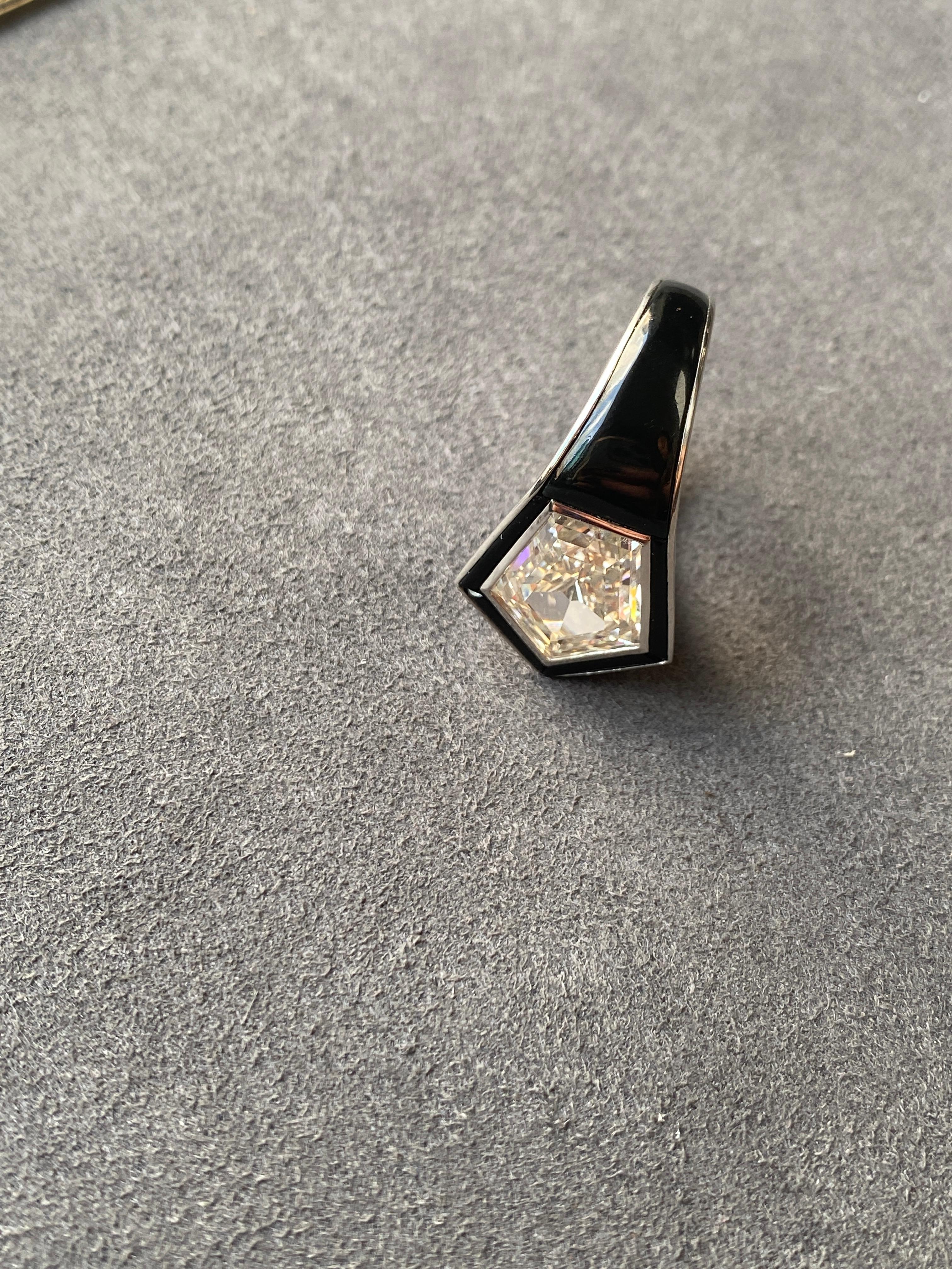 Contemporary Goshwara Fancy Cut Diamond with Black Jade Ring For Sale