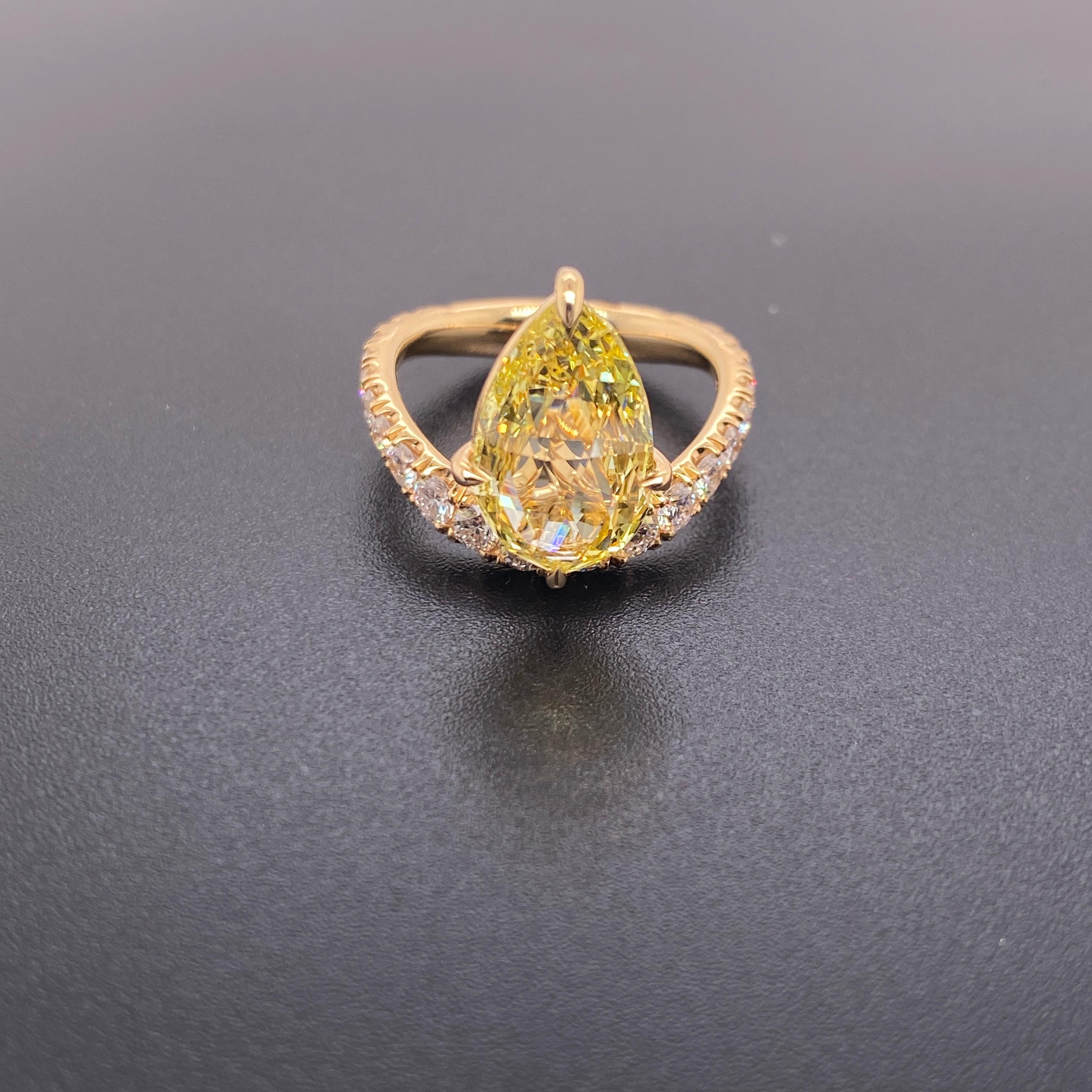 Goshwara Fancy Intense Yellow Diamond Briolette Cut Ring In New Condition In New York, NY