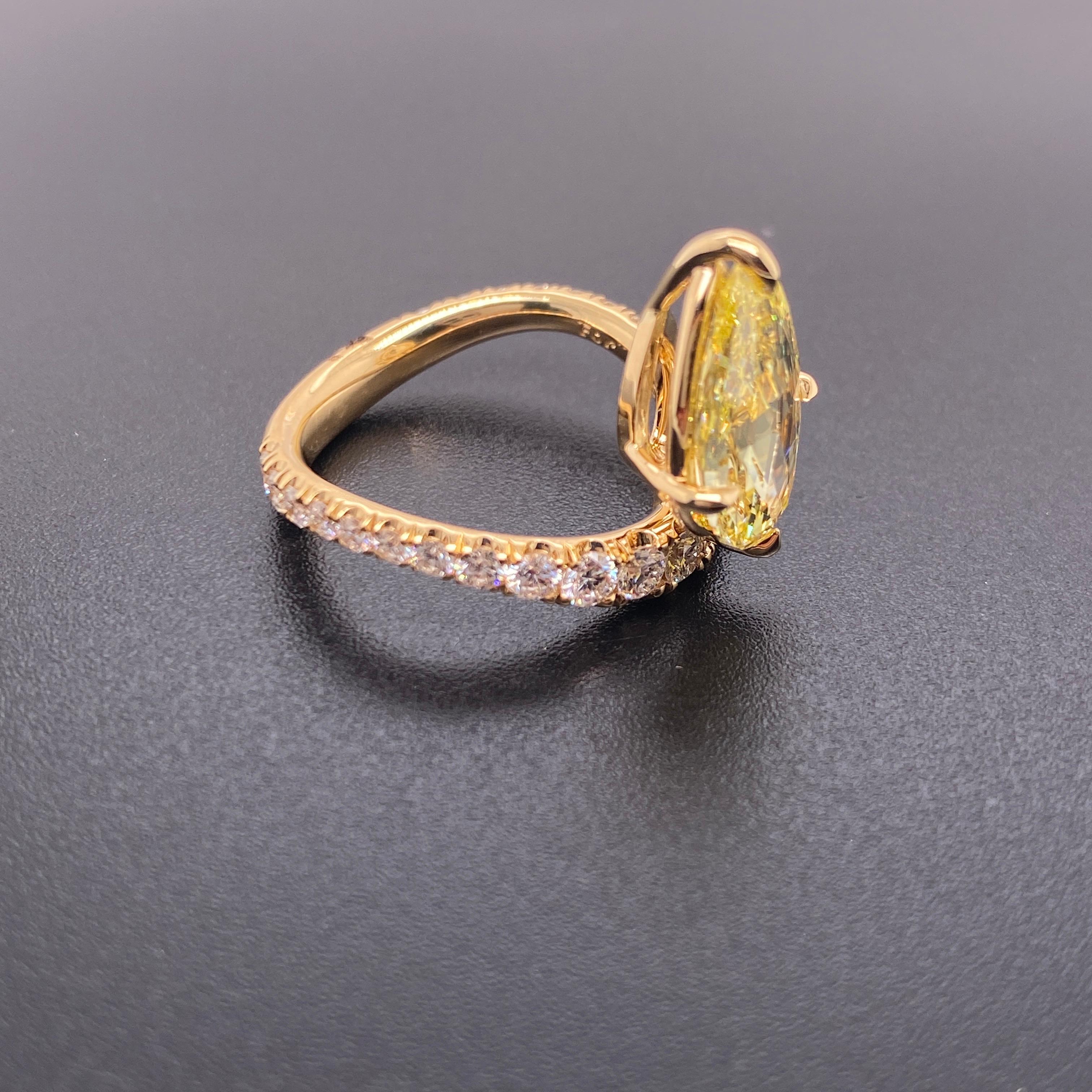 Goshwara Fancy Intense Yellow Diamond Briolette Cut Ring 1