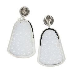 Goshwara G, One 18 Karat White Gold Carved Jade and Diamond Drop Earrings