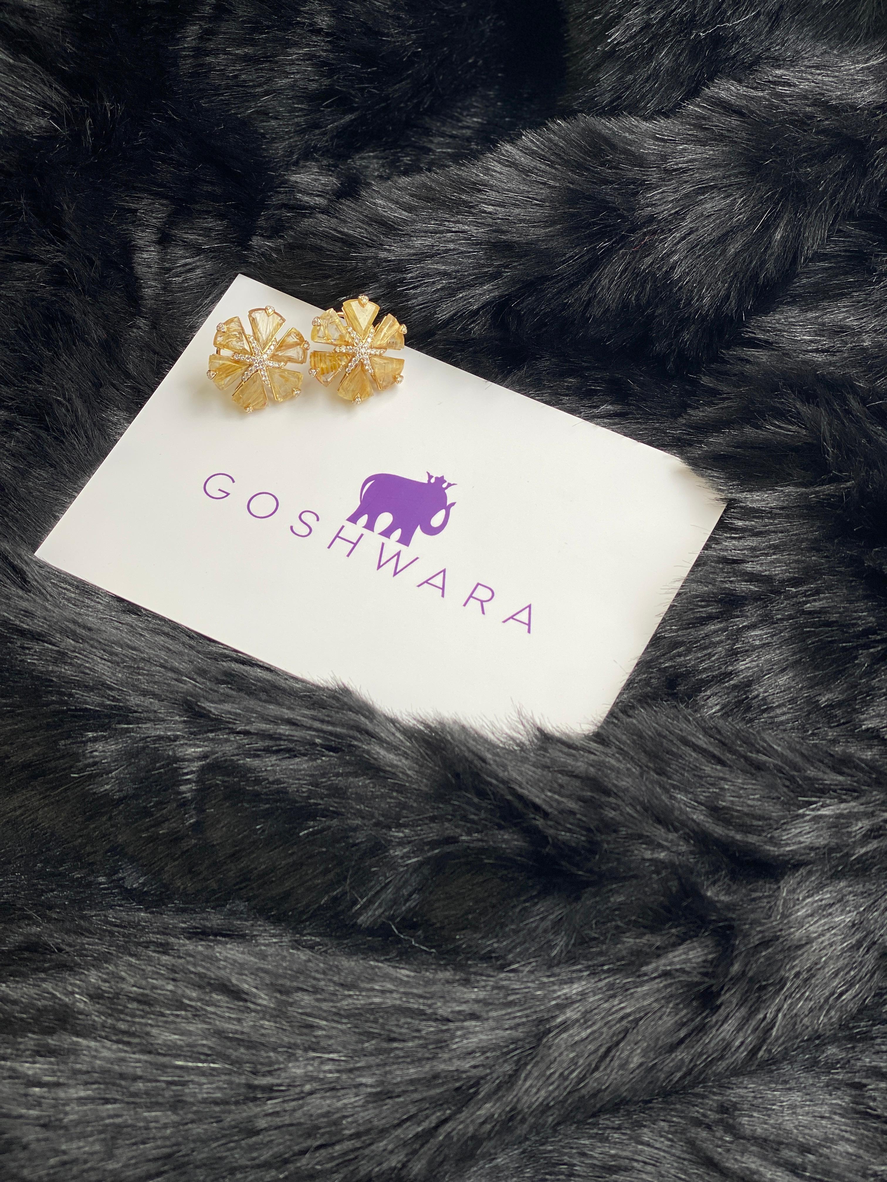 Orecchini con diamanti a fiore Goshwara Golden Rutilated Fancy Trillion in vendita 2