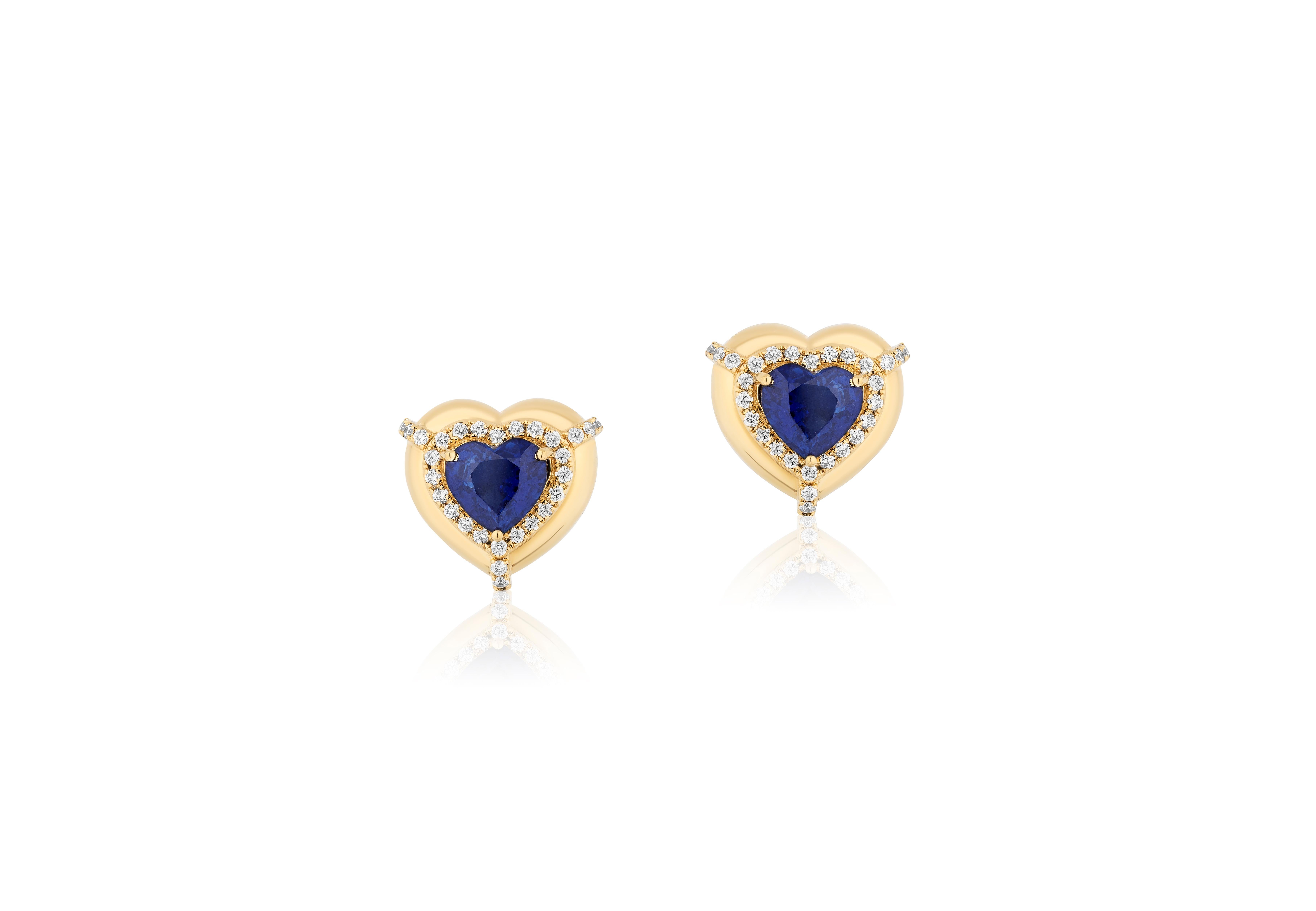 Contemporain Goshwara clous de saphir bleu en forme de cœur avec diamants en vente