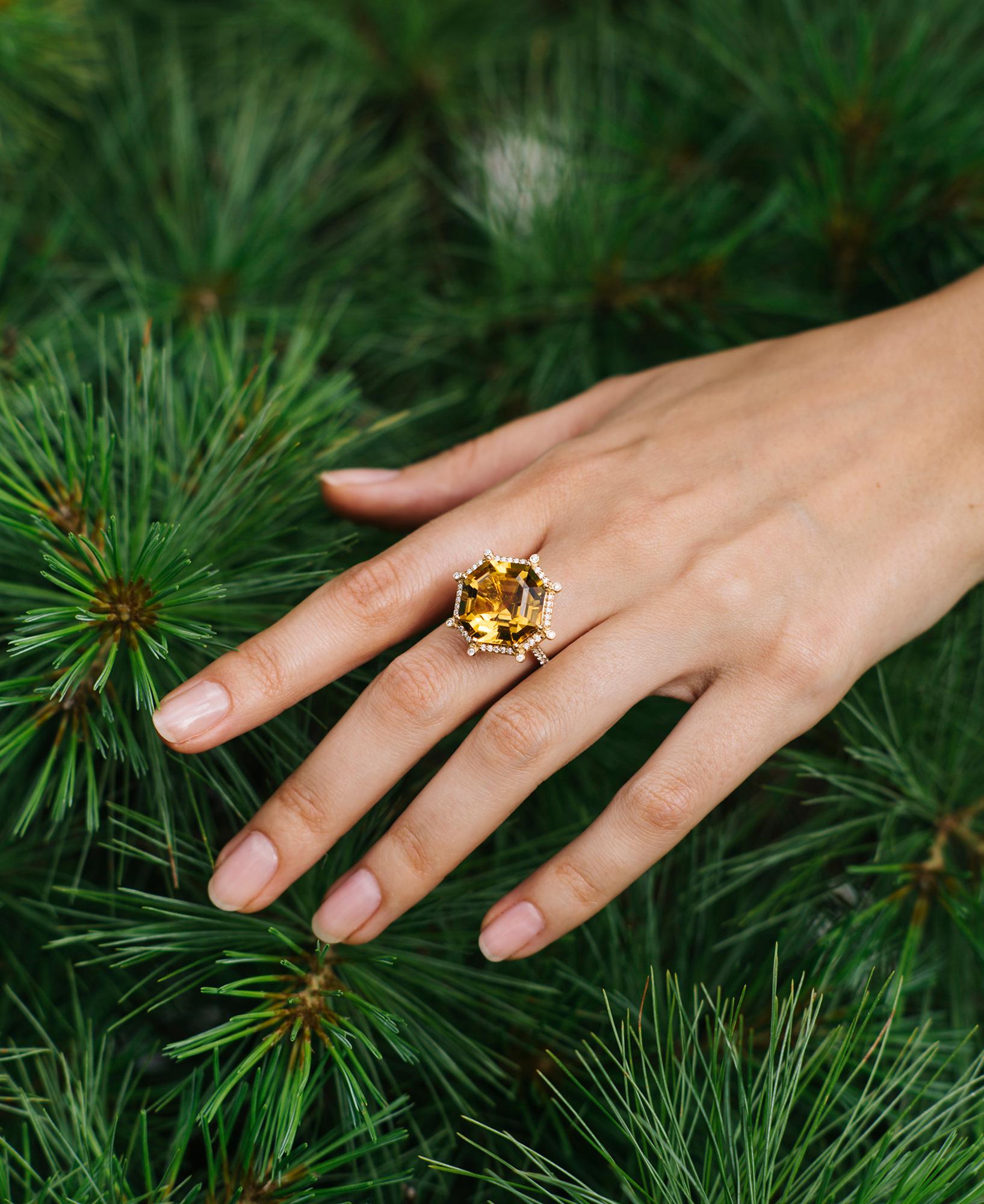 Large Citrine Octagon Ring in 18K Yellow Gold with Diamonds, from 'Gossip' Collection. Like any good piece of gossip, this collection carries a hint of shock value. They will have everyone in suspense about what Goshwara will do next.

* Gemstone