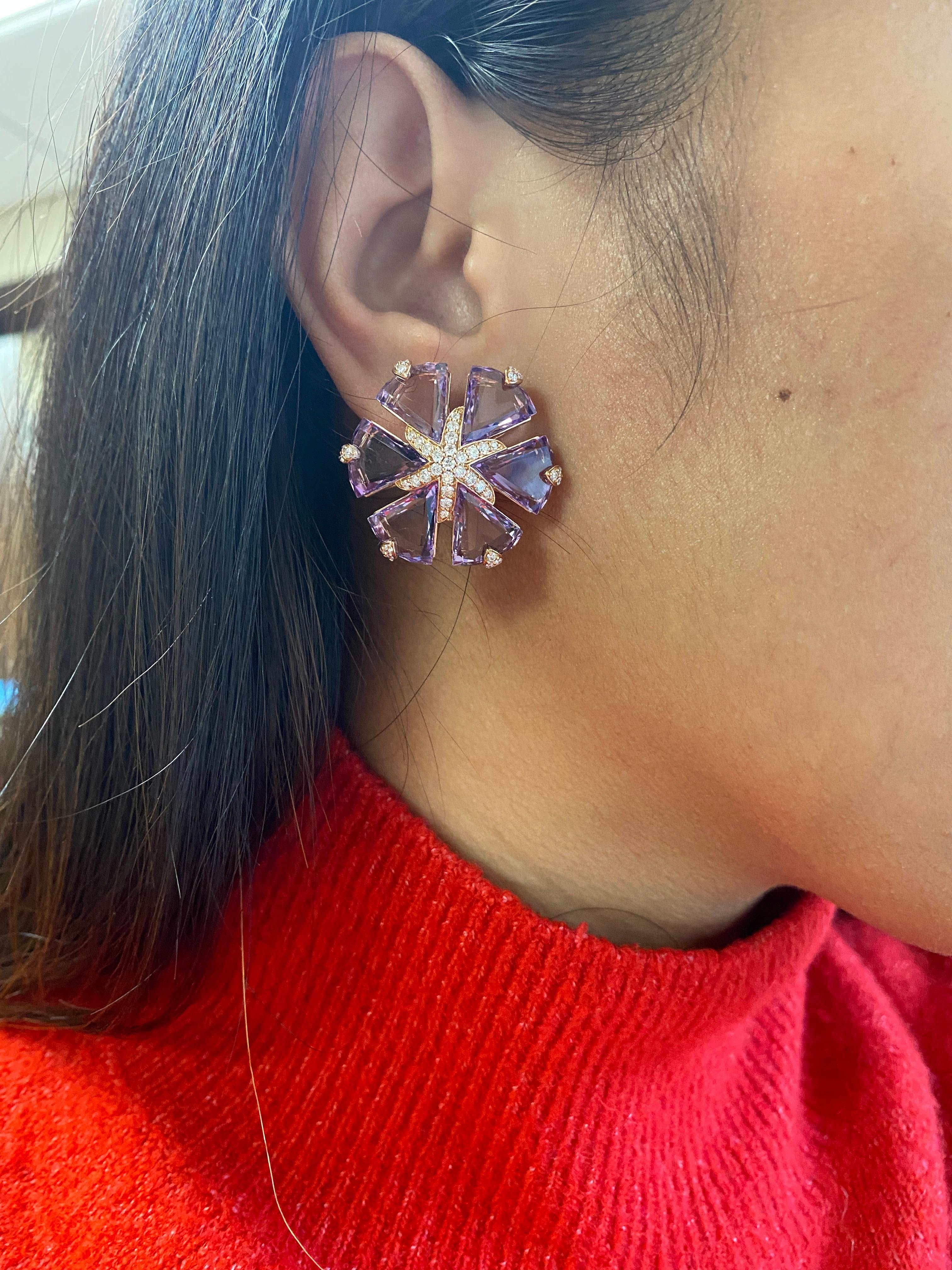 Contemporary Goshwara Lavender Amethyst Fancy Trillion Flower Diamond Earrings For Sale