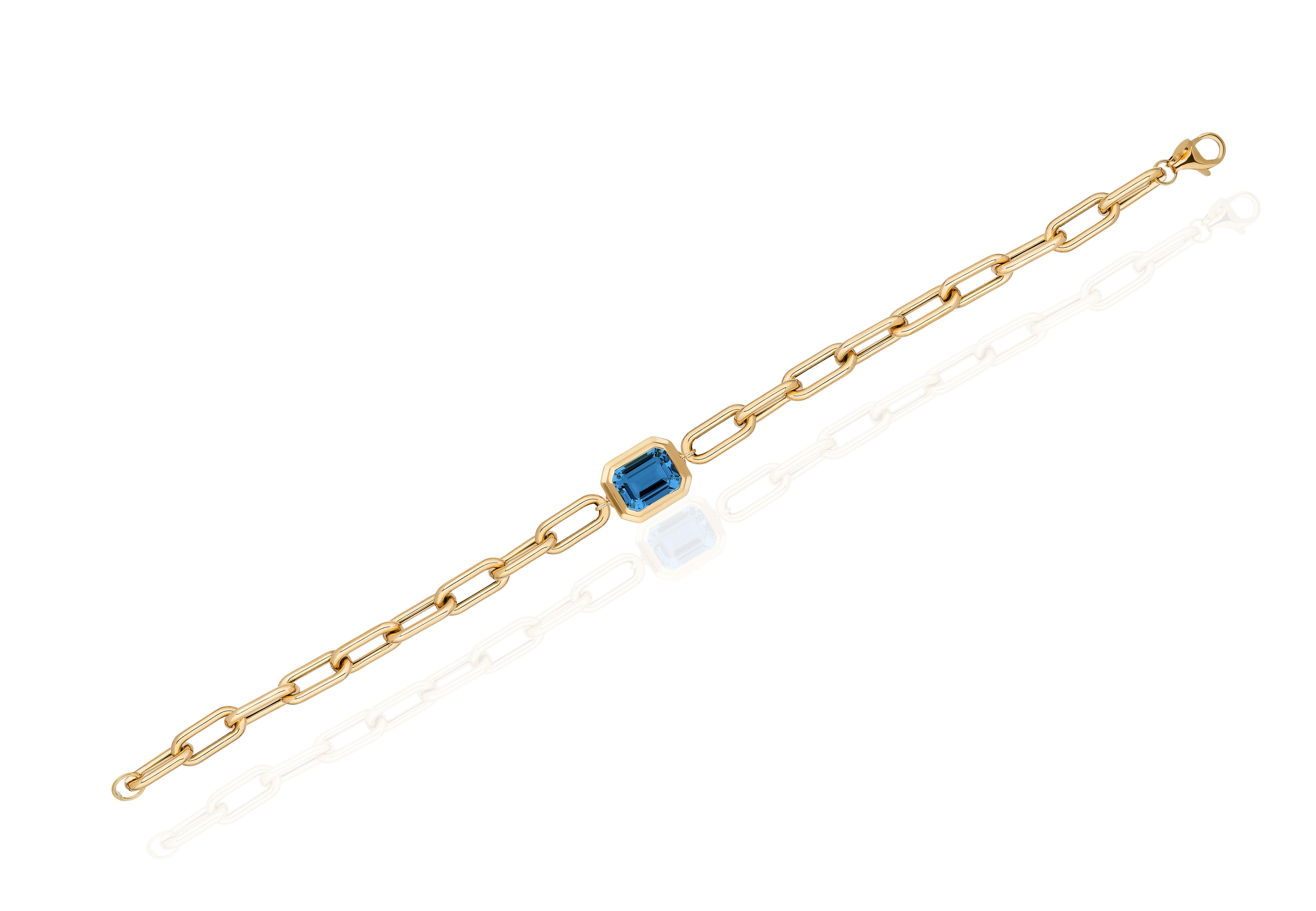 Goshwara London Blue Topaz Emerald Cut Bezel Set Bracelet In New Condition In New York, NY