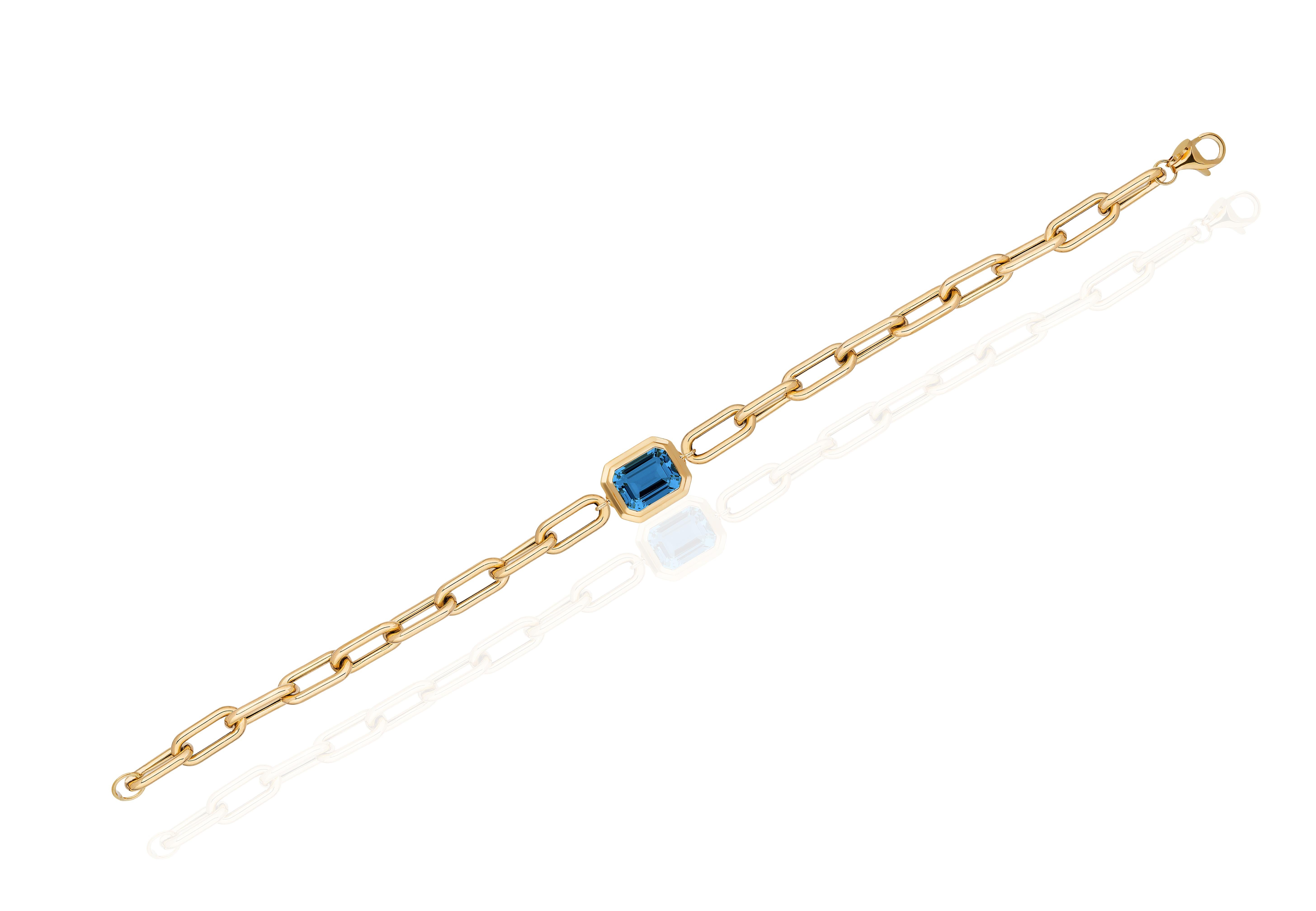 Goshwara London Blue Topaz Emerald Cut Bezel Set Bracelet In New Condition For Sale In New York, NY