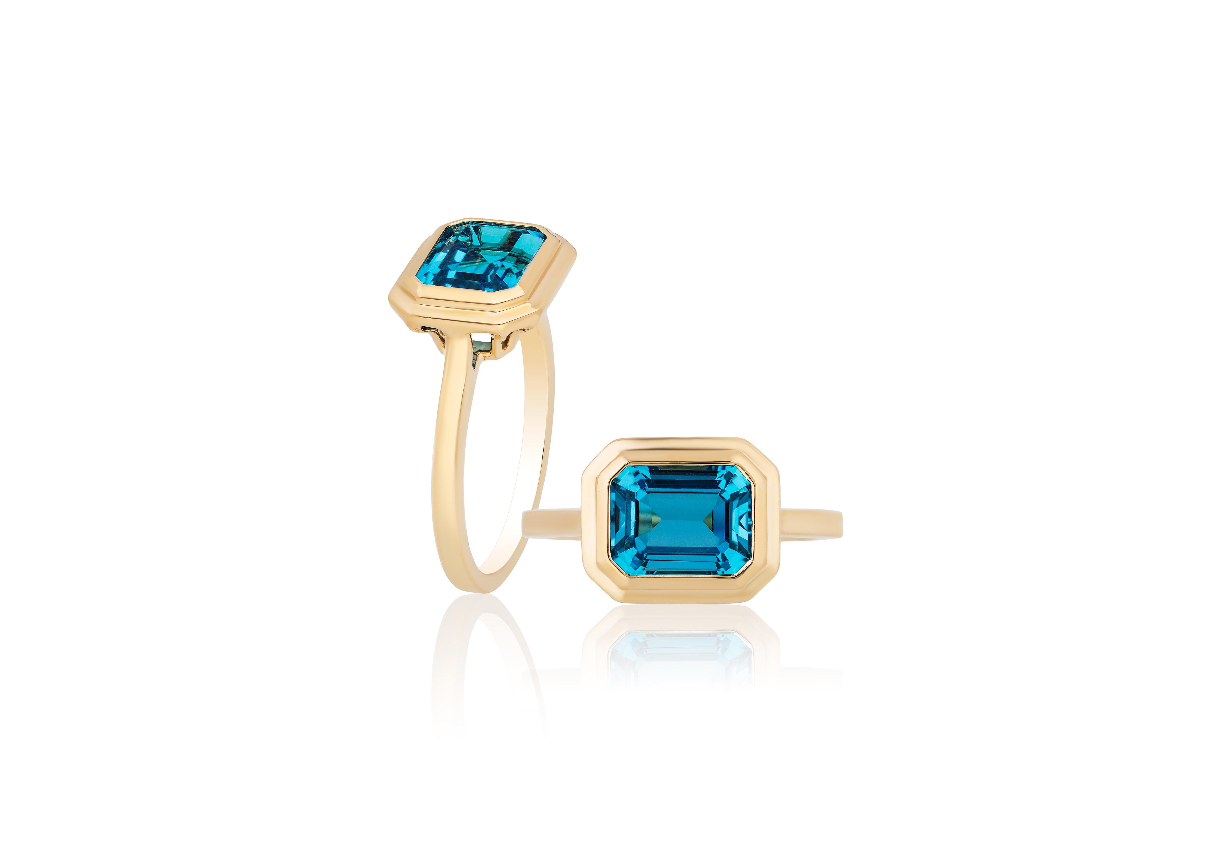Goshwara London Blue Topaz Emerald Cut Bezel Set Ring In New Condition For Sale In New York, NY