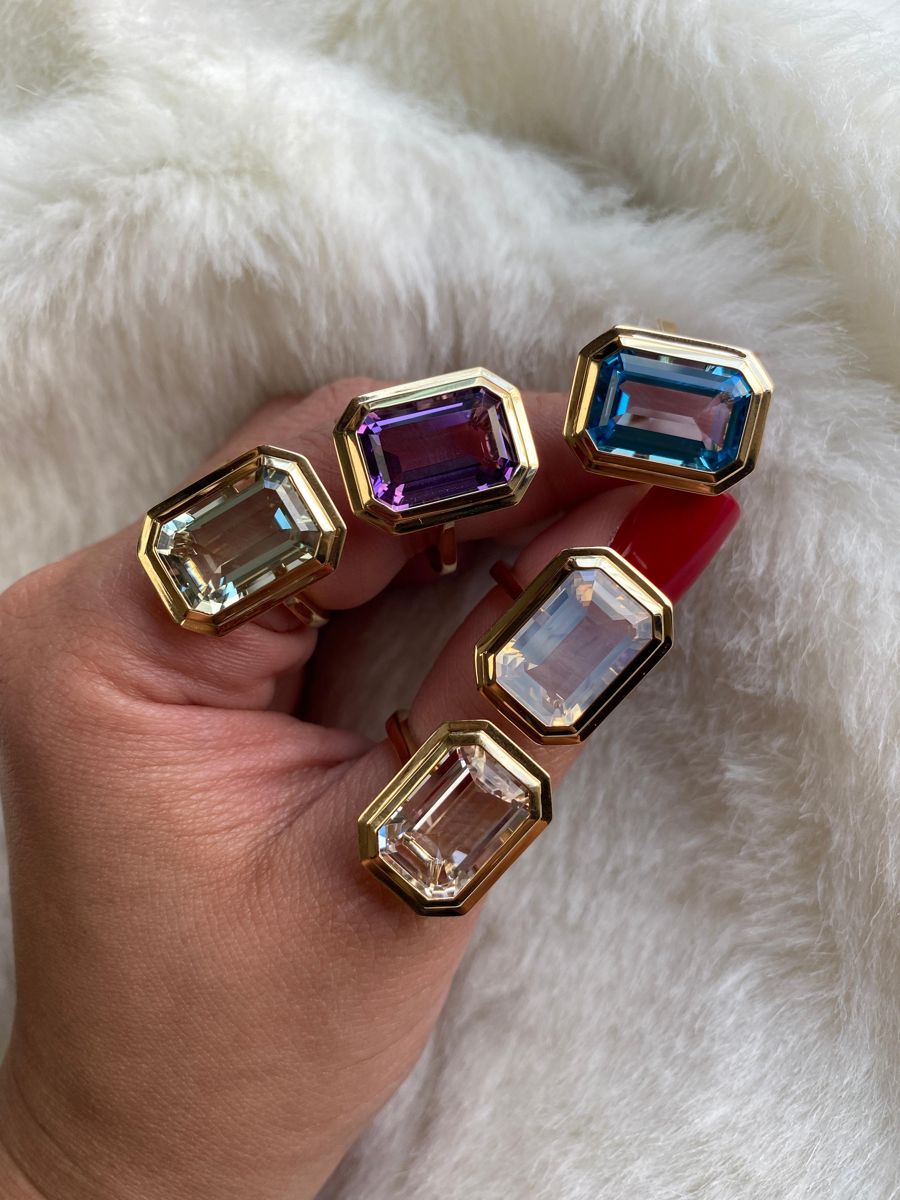 Bague Goshwara en quartz de lune taille émeraude sertie d'un chaton Neuf - En vente à New York, NY
