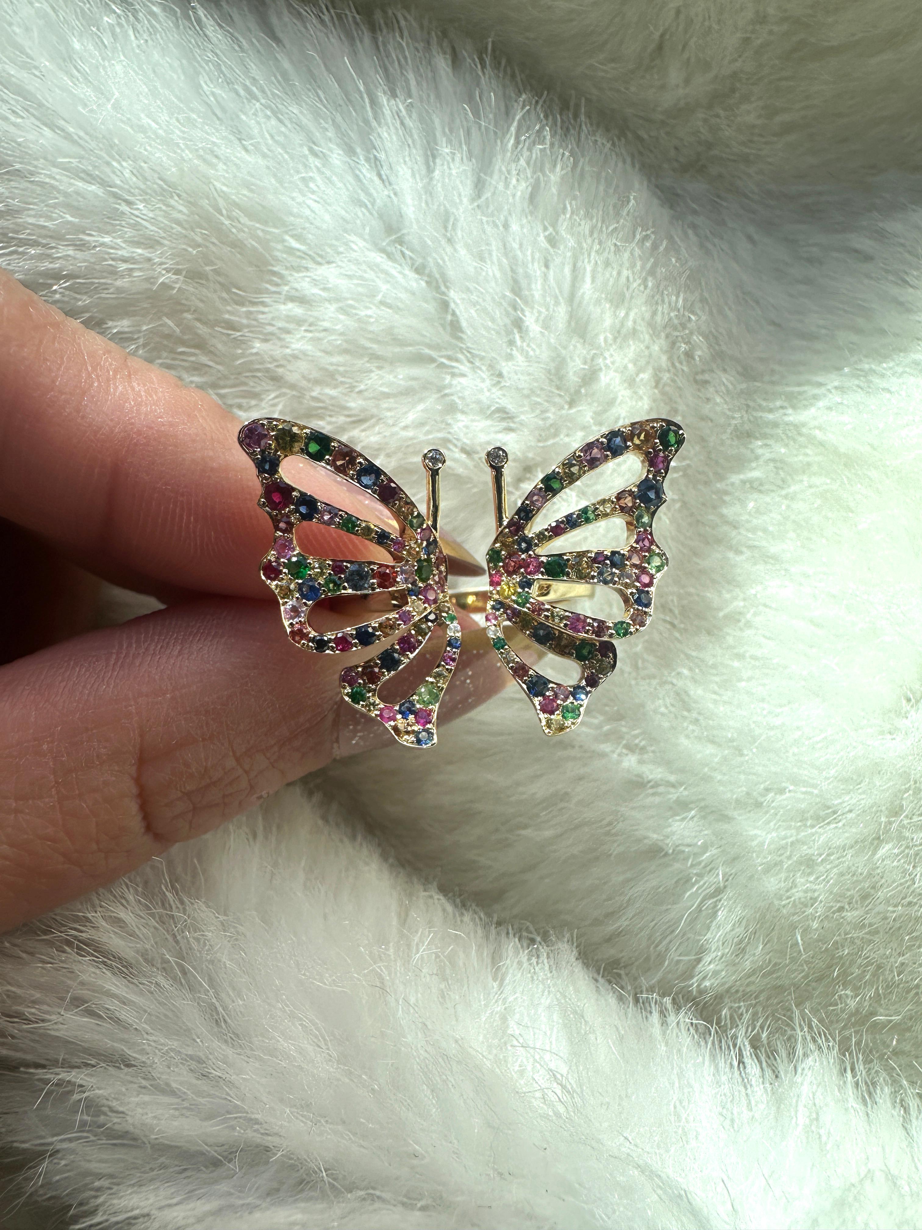 Bague papillon en saphirs multicolores et diamants Goshwara  Neuf - En vente à New York, NY