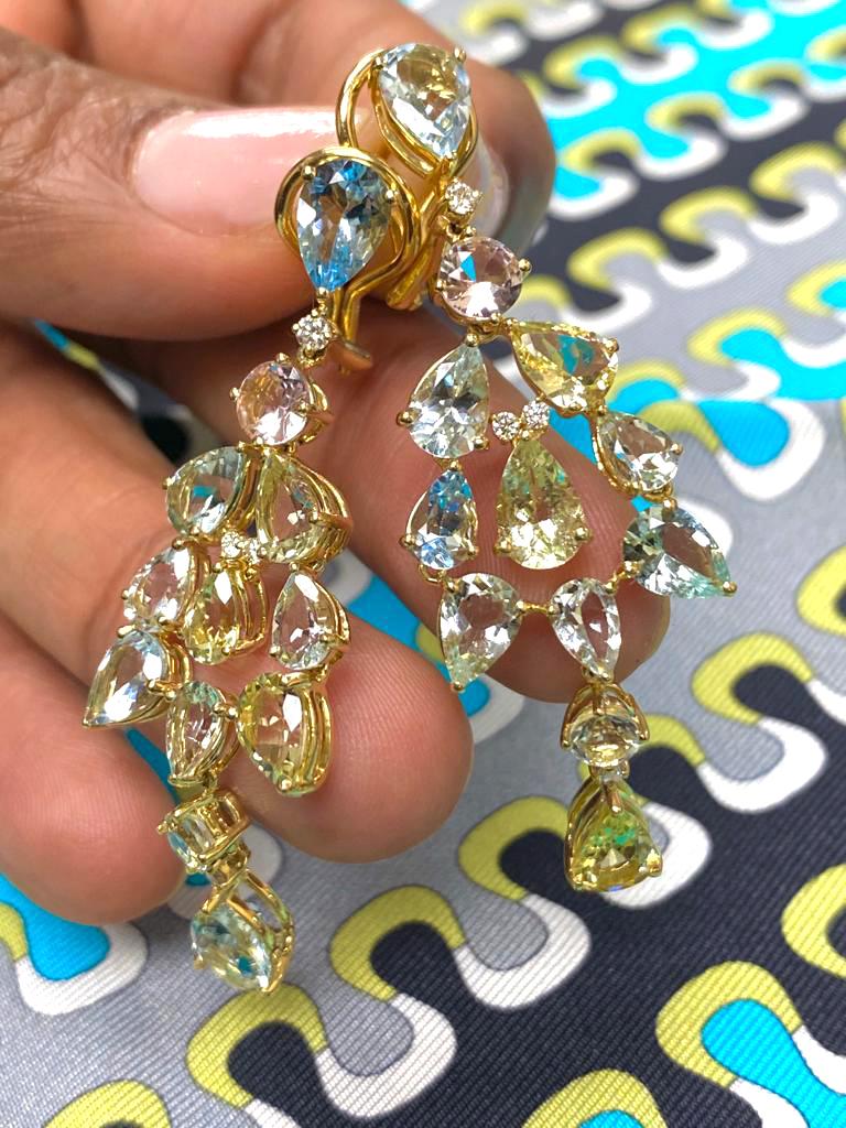 Contemporary Goshwara Multi-Color Aqua and Tiny Pears Chandelier with Diamonds Earrings For Sale