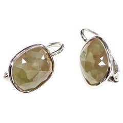Ohrringe mit natürlichen braunen Diamanten vonshwara