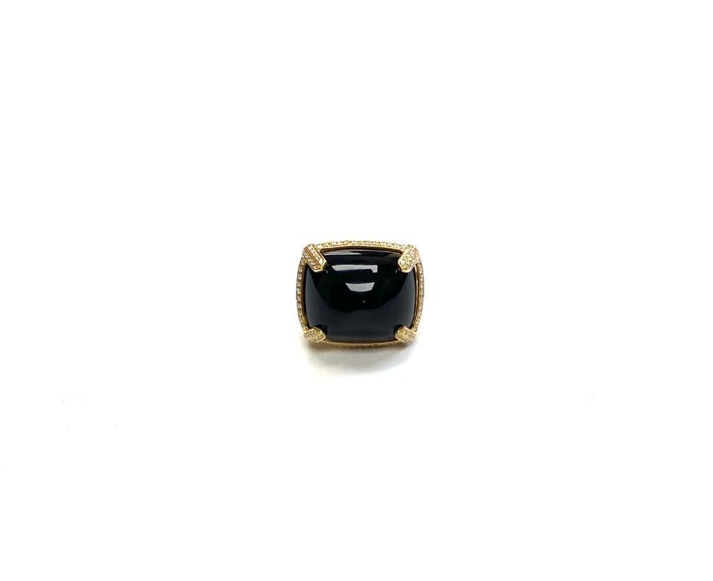 Goshwara Onyx Cabochon And Diamond Ring In New Condition For Sale In New York, NY
