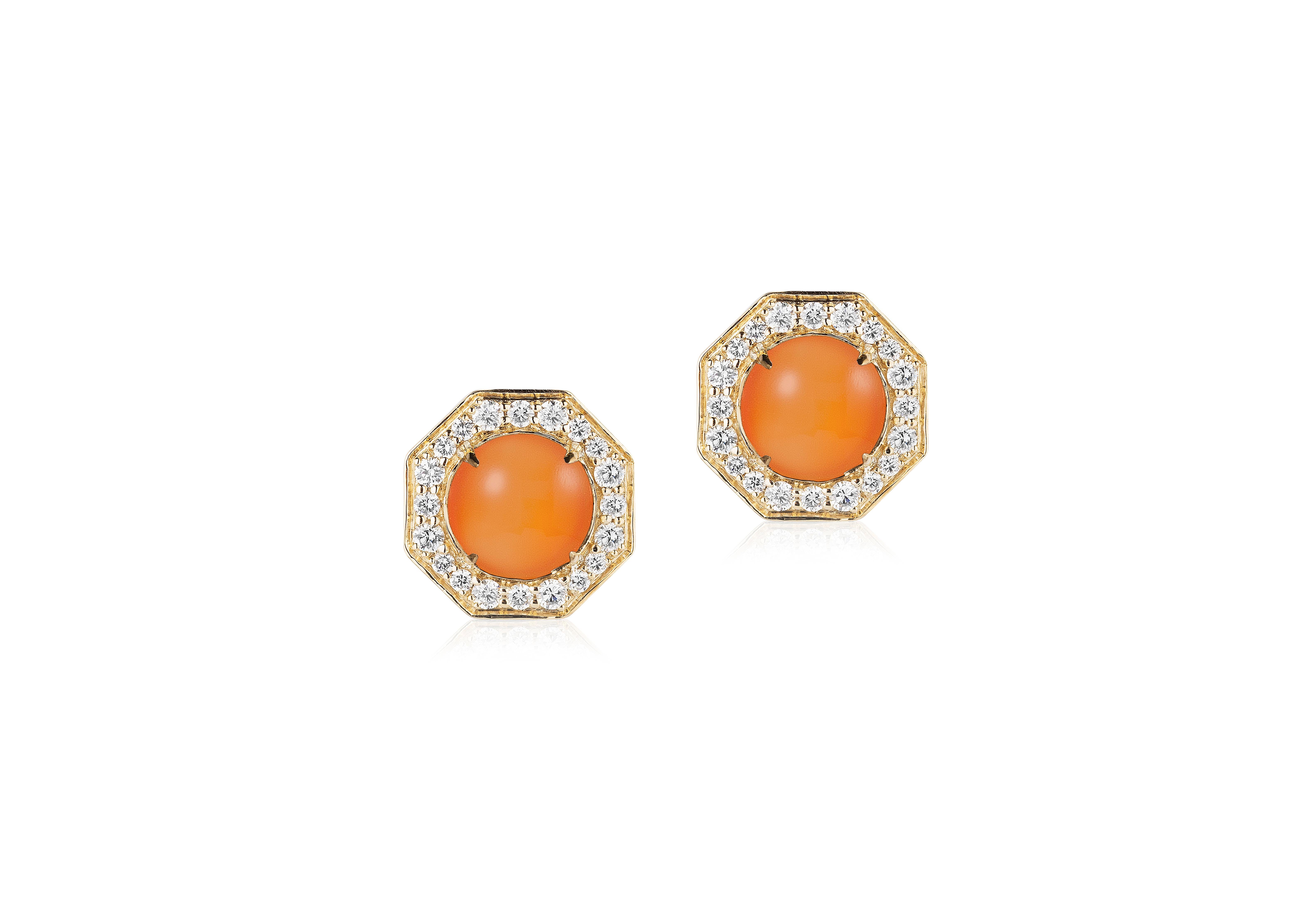 Orange Chalcedony Stud Earrings With Diamonds in 18K Yellow Gold, from 'Rock 'N Roll' Collection.

Stone Size: 8 mm 

Approx. Stone Wt: 4.52 Carats (Orange Chalcedony)

Diamonds: G-H / VS, Approx. Wt: 0.62 Carats