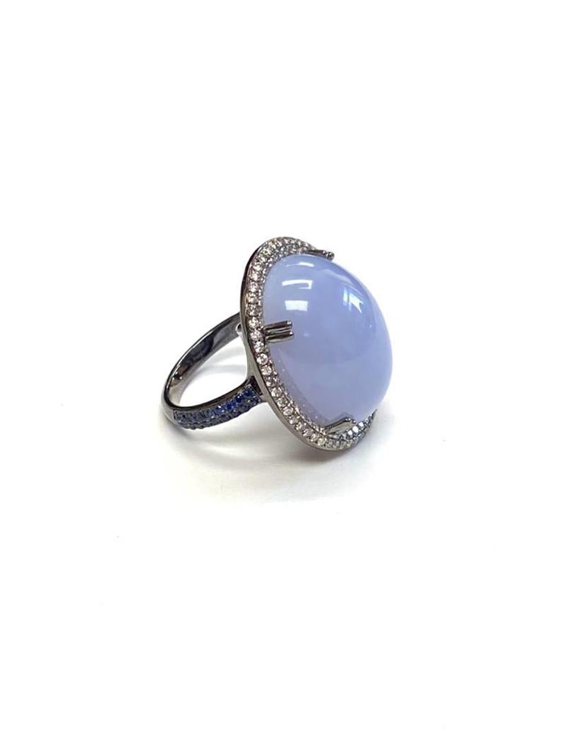 Goshwara Oval Blue Chalcedony Cabochon Ring For Sale 4