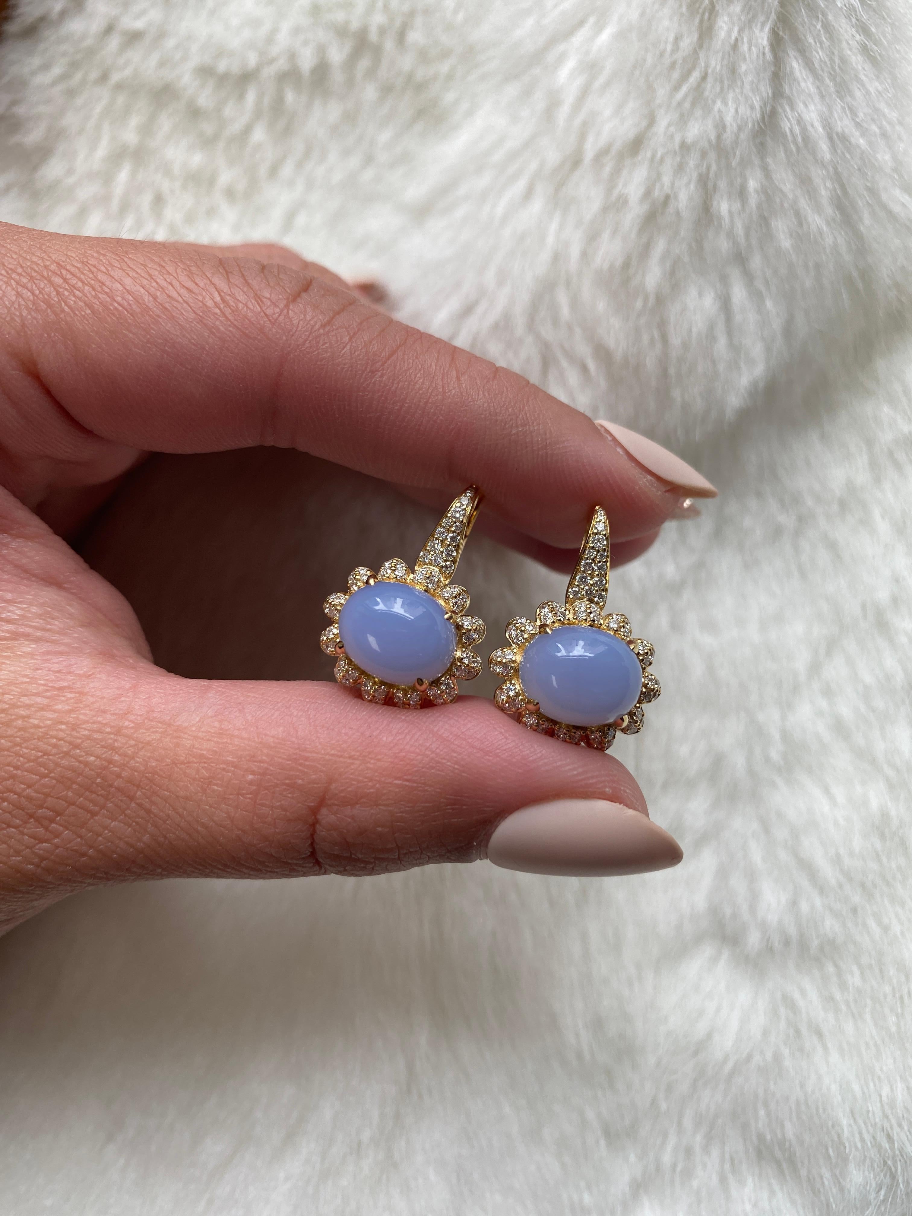 Goshwara Oval Cabochon Blue Chalcedony and Diamond Earrings In New Condition For Sale In New York, NY