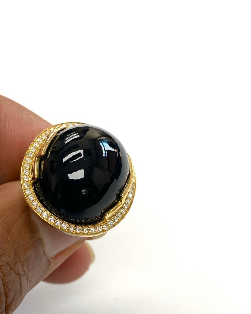 Contemporain Bague Goshwara ovale en onyx cabochon et diamants en vente