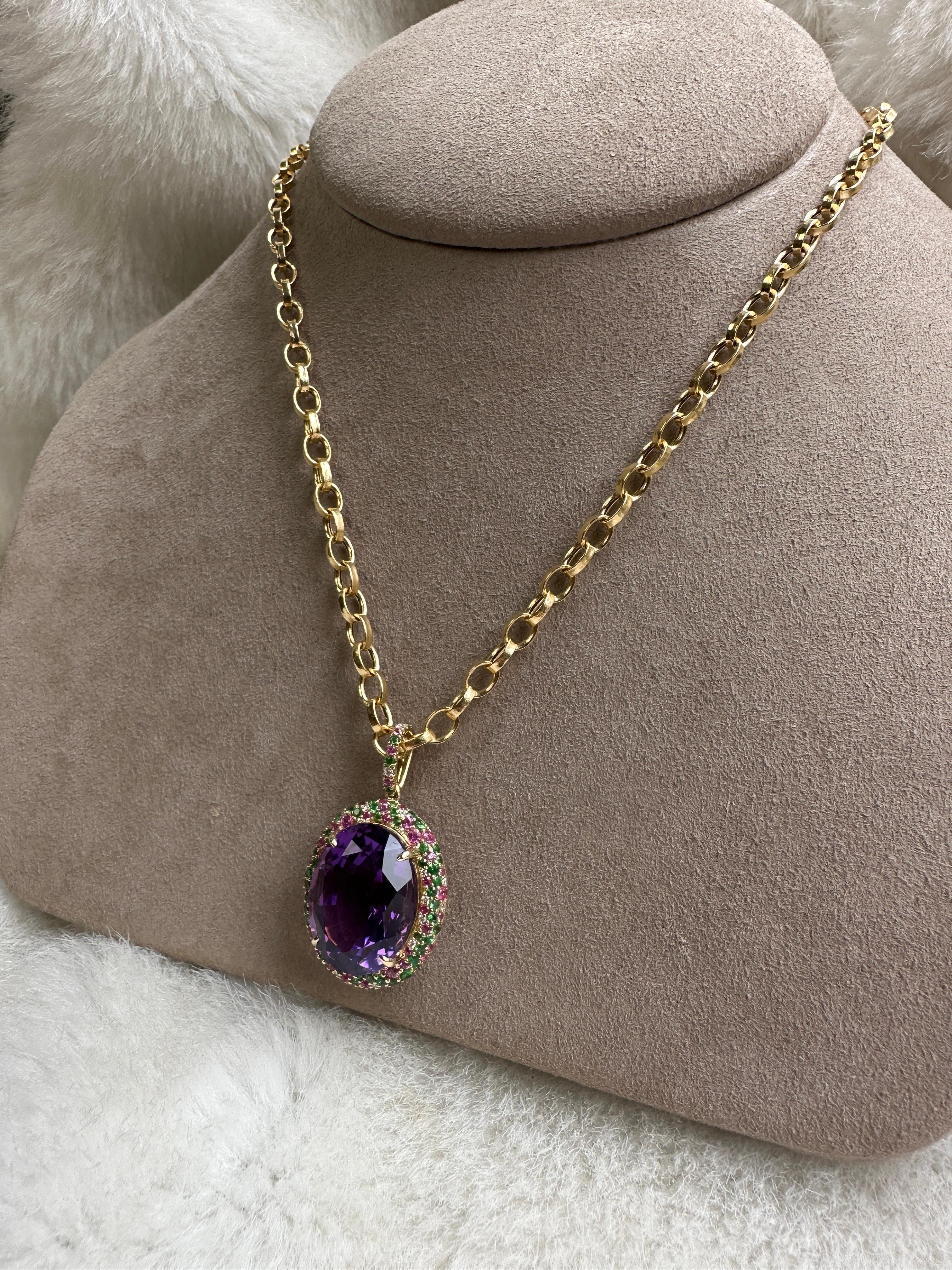 Goshwara Oval Shape Amethyst Pendant In New Condition For Sale In New York, NY