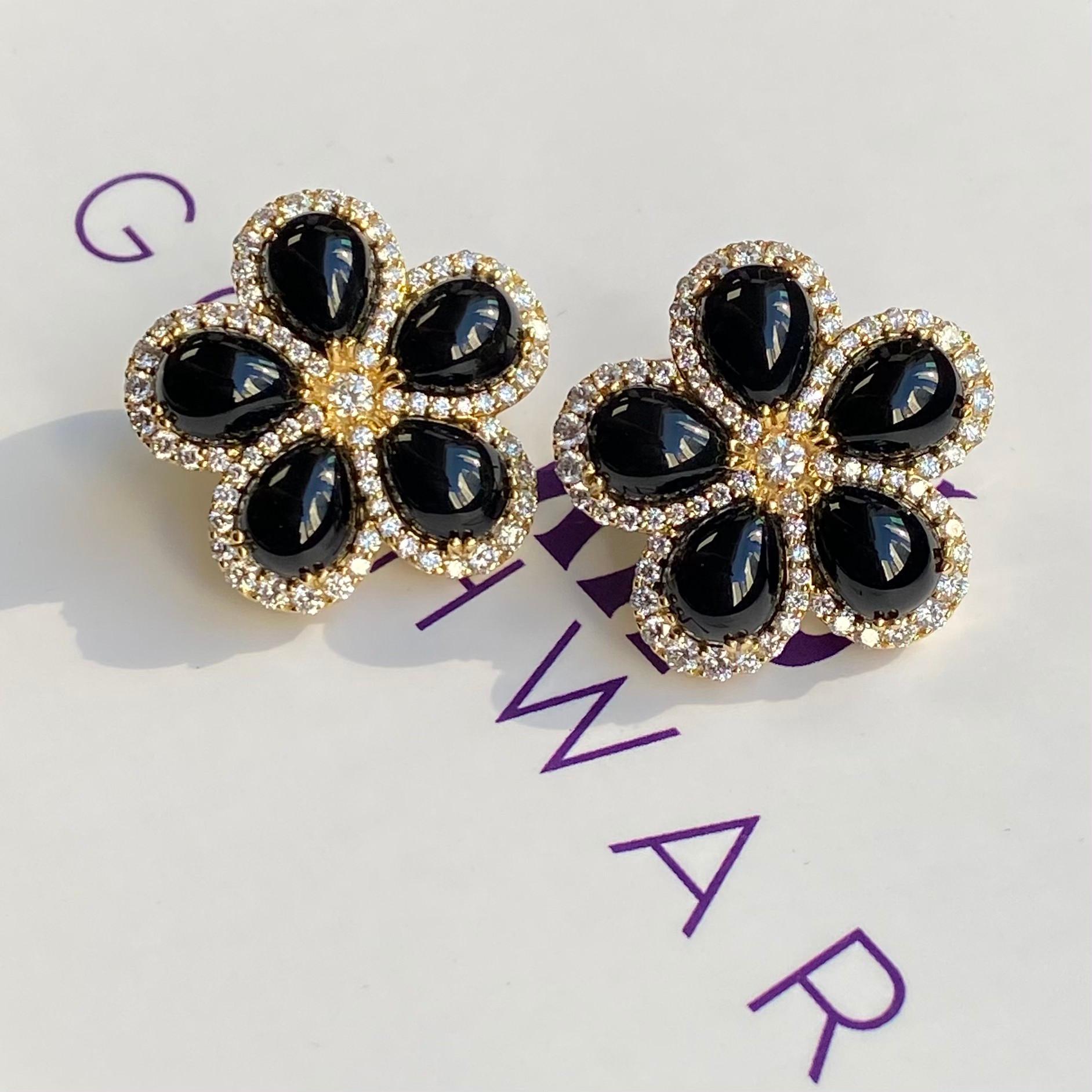 Women's Goshwara Pear Onyx Cluster And Diamond Earrings